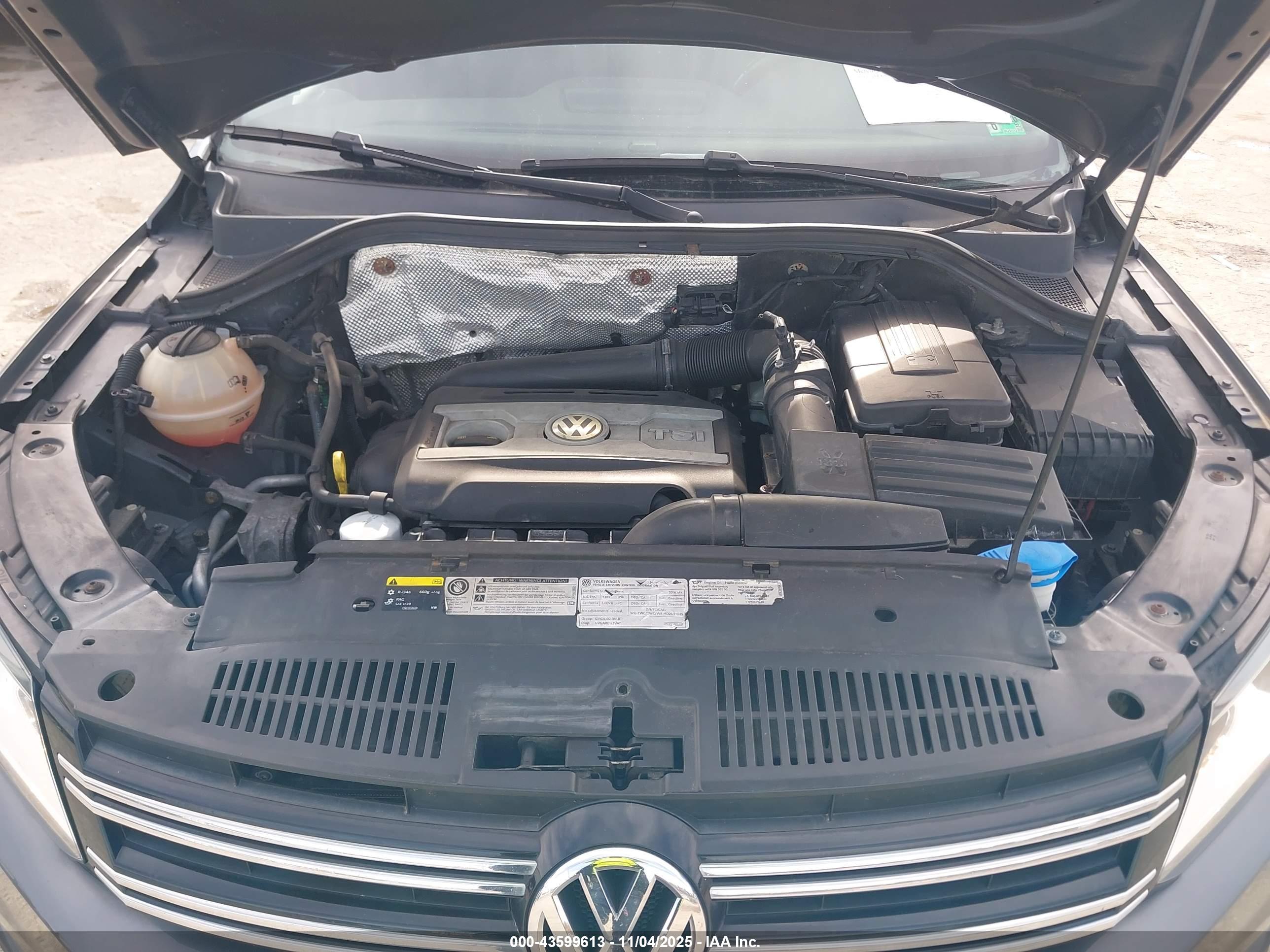 VOLKSWAGEN TIGUAN image 10