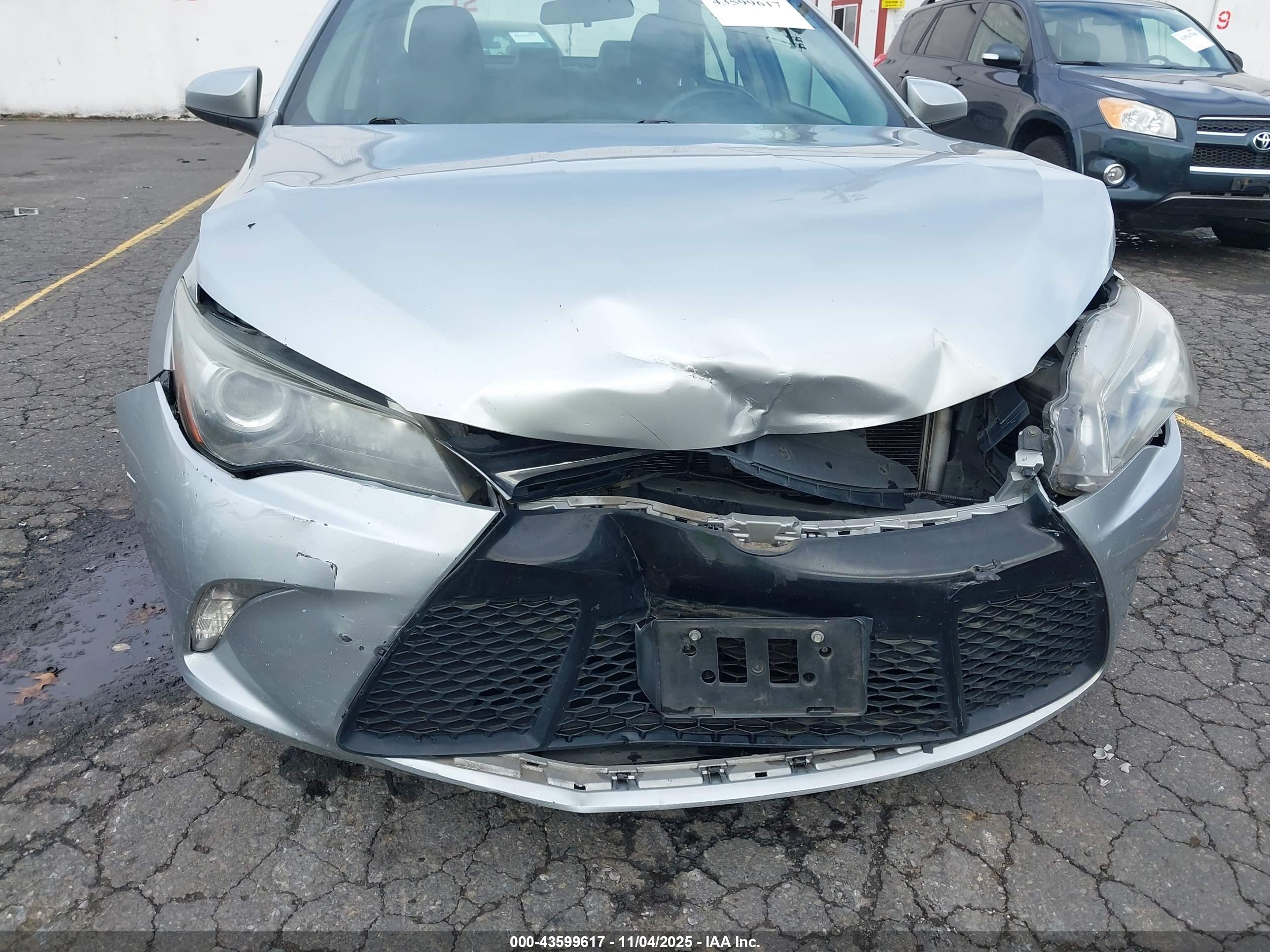 TOYOTA CAMRY image 6