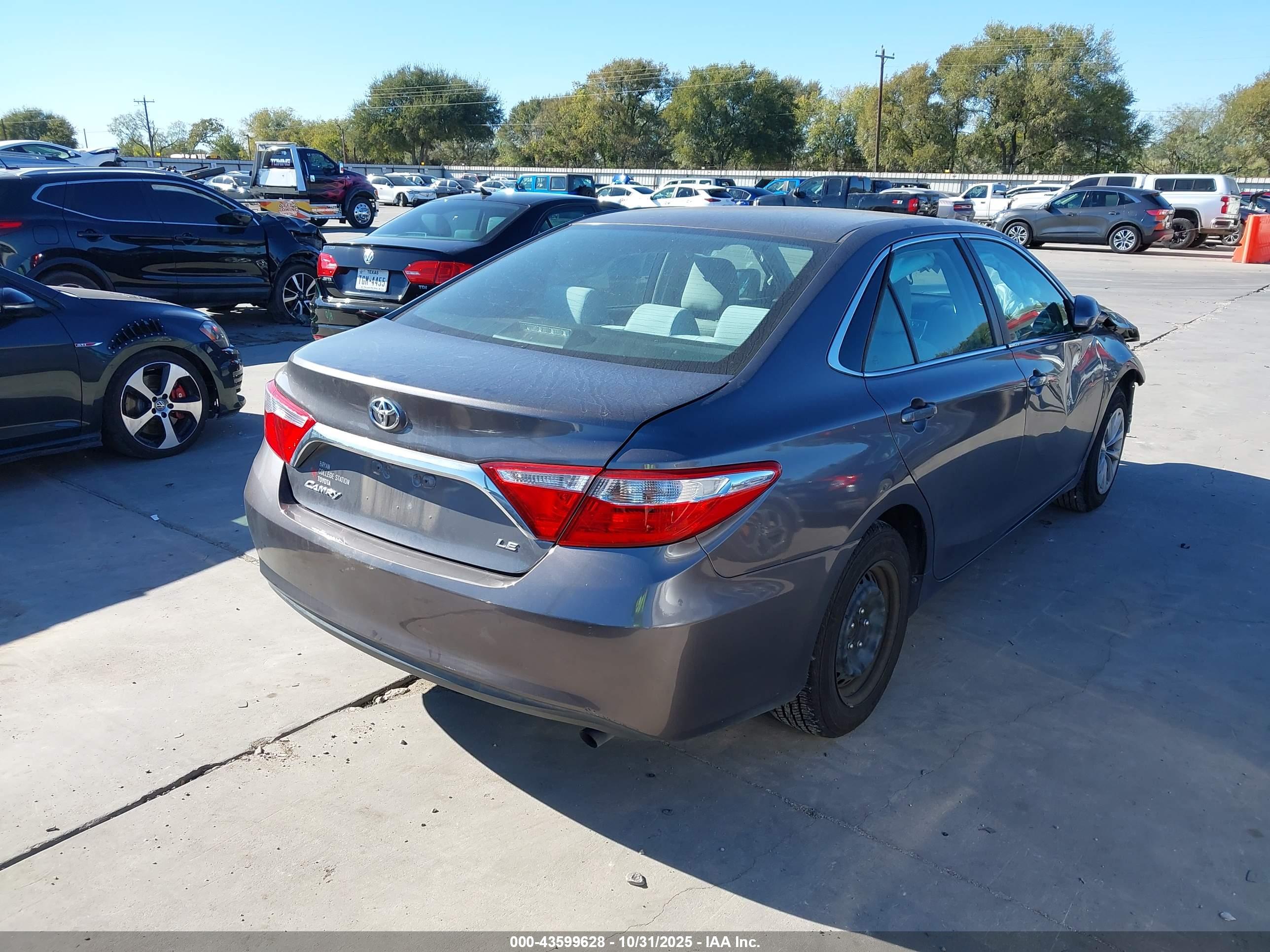 TOYOTA CAMRY image 4