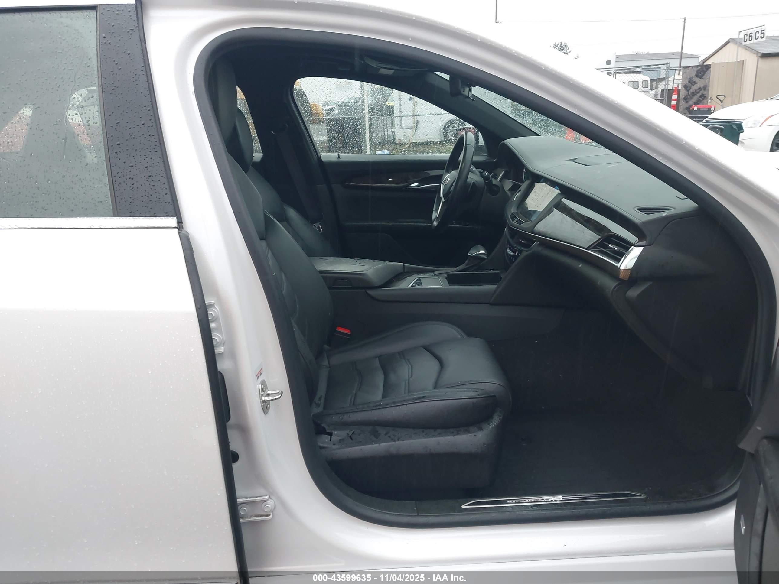 CADILLAC CT6 image 5