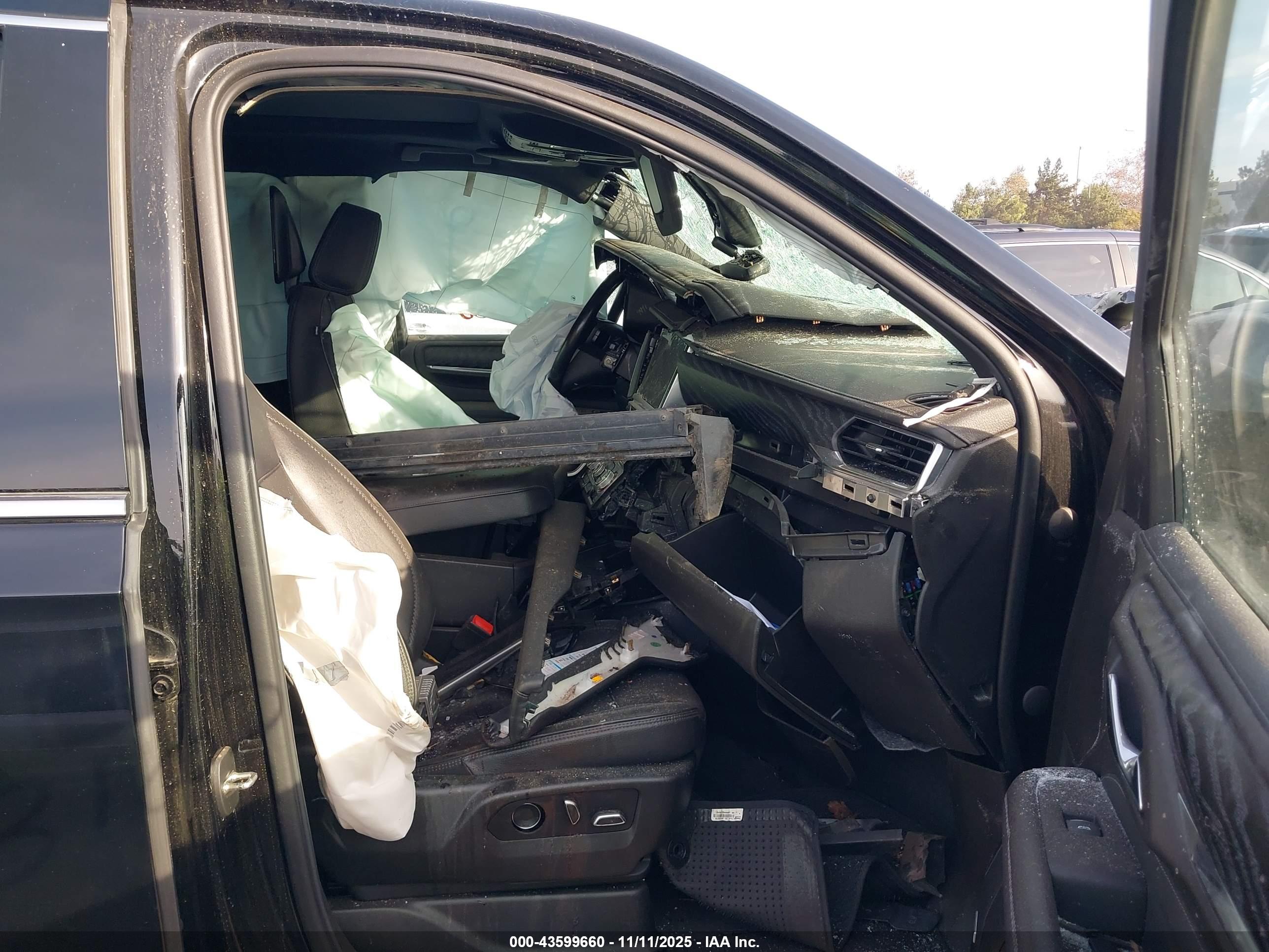 GMC YUKON image 5