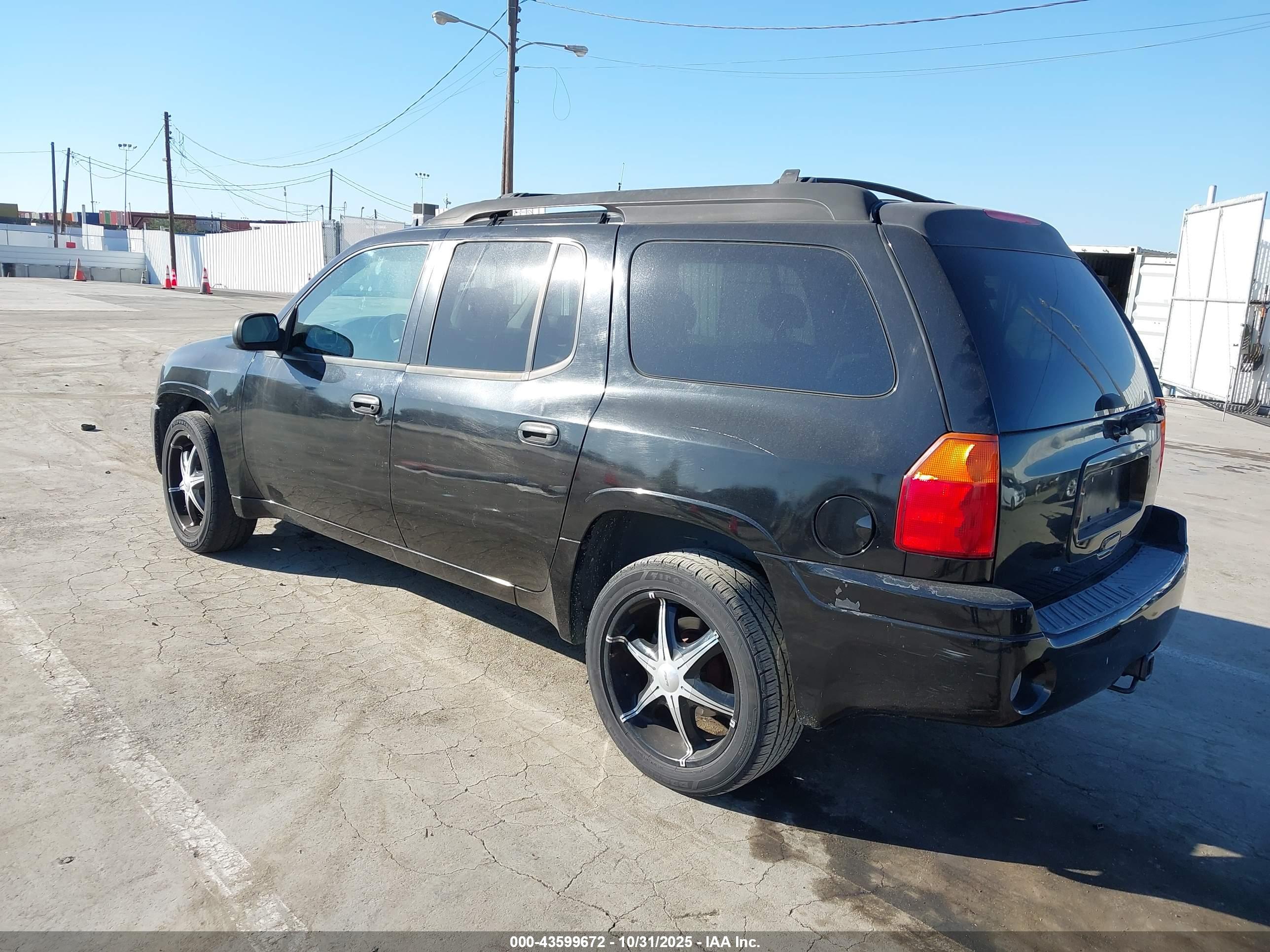 GMC ENVOY image 3