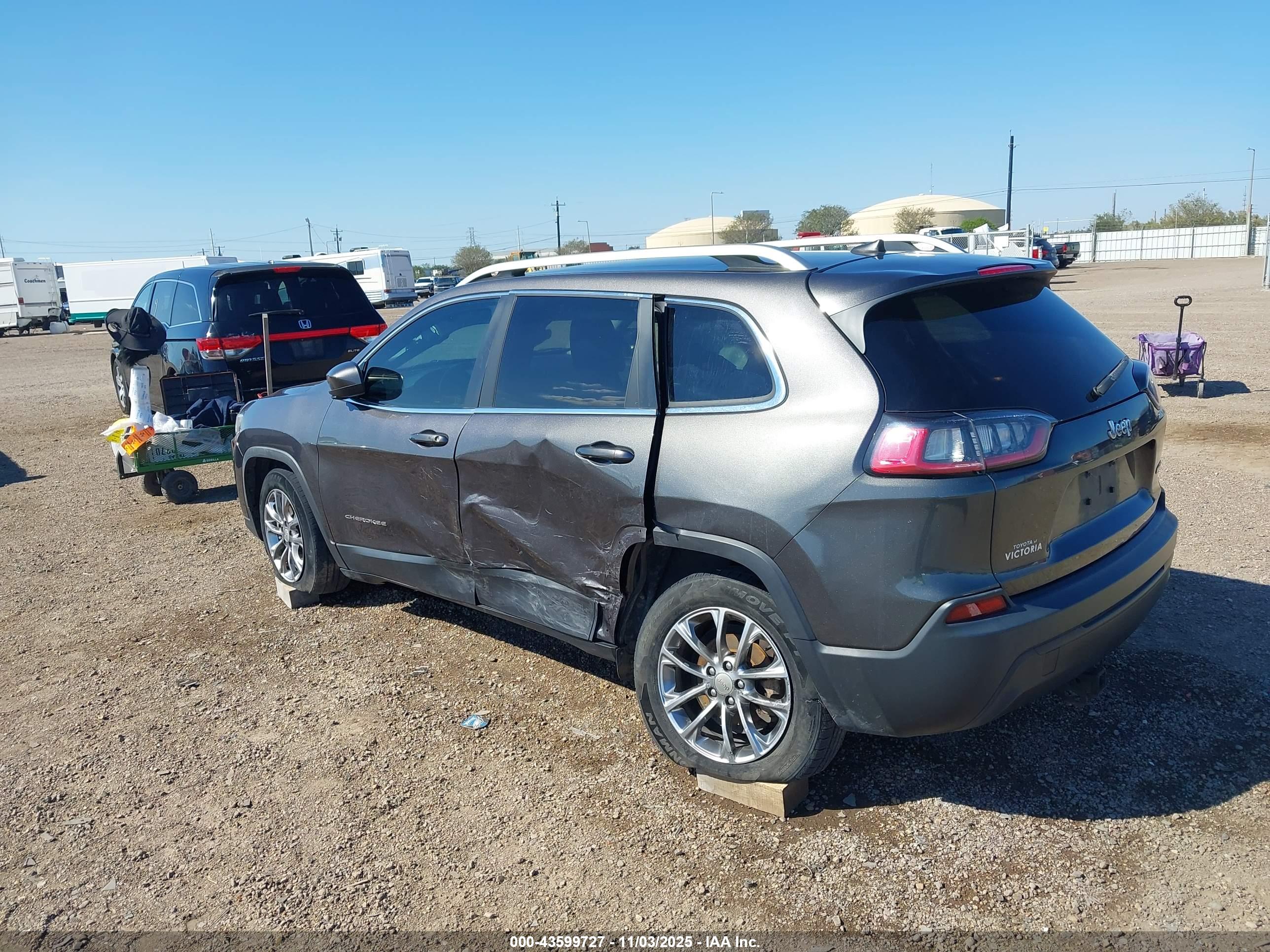 JEEP CHEROKEE image 3