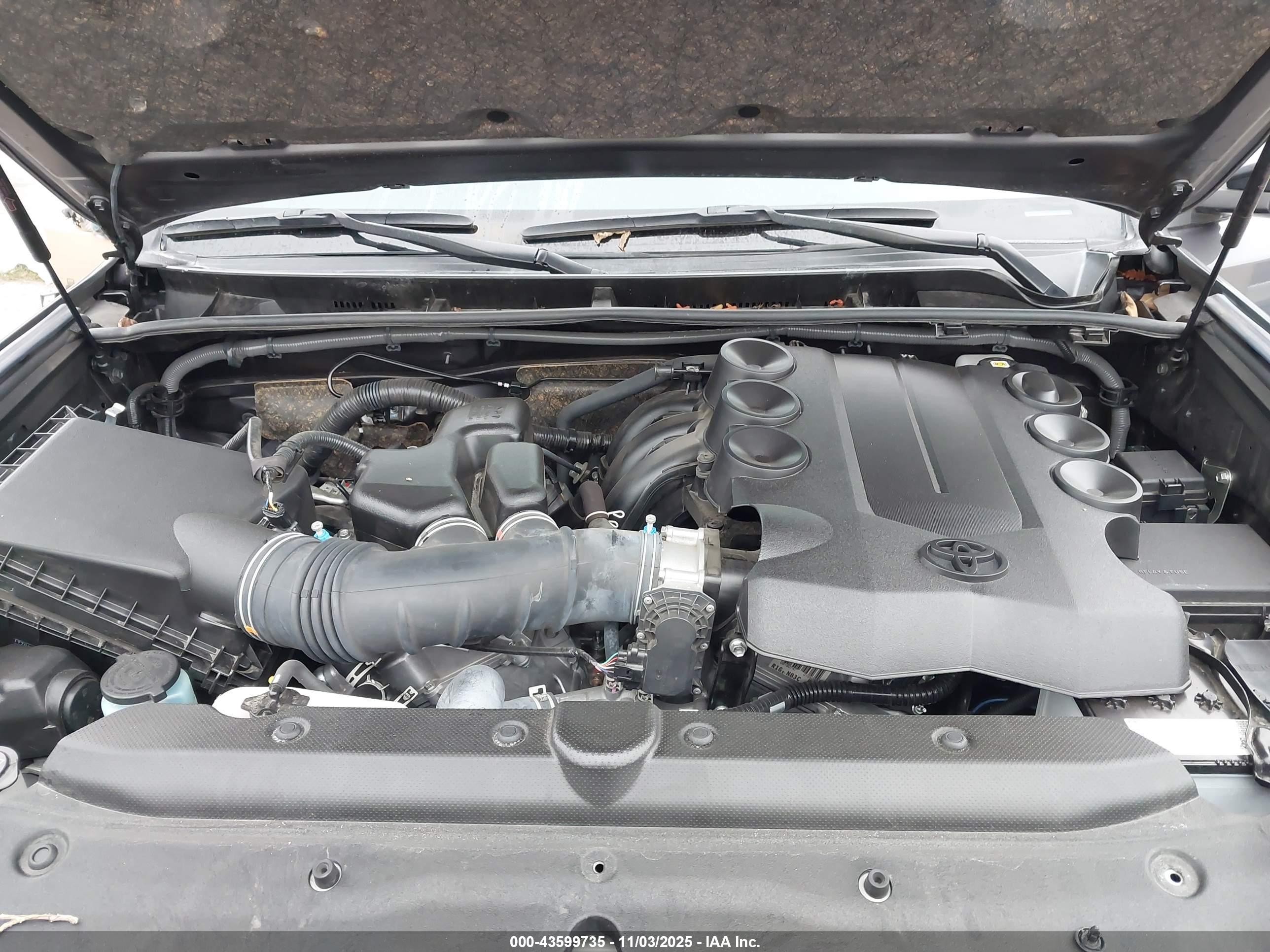 TOYOTA 4RUNNER image 10