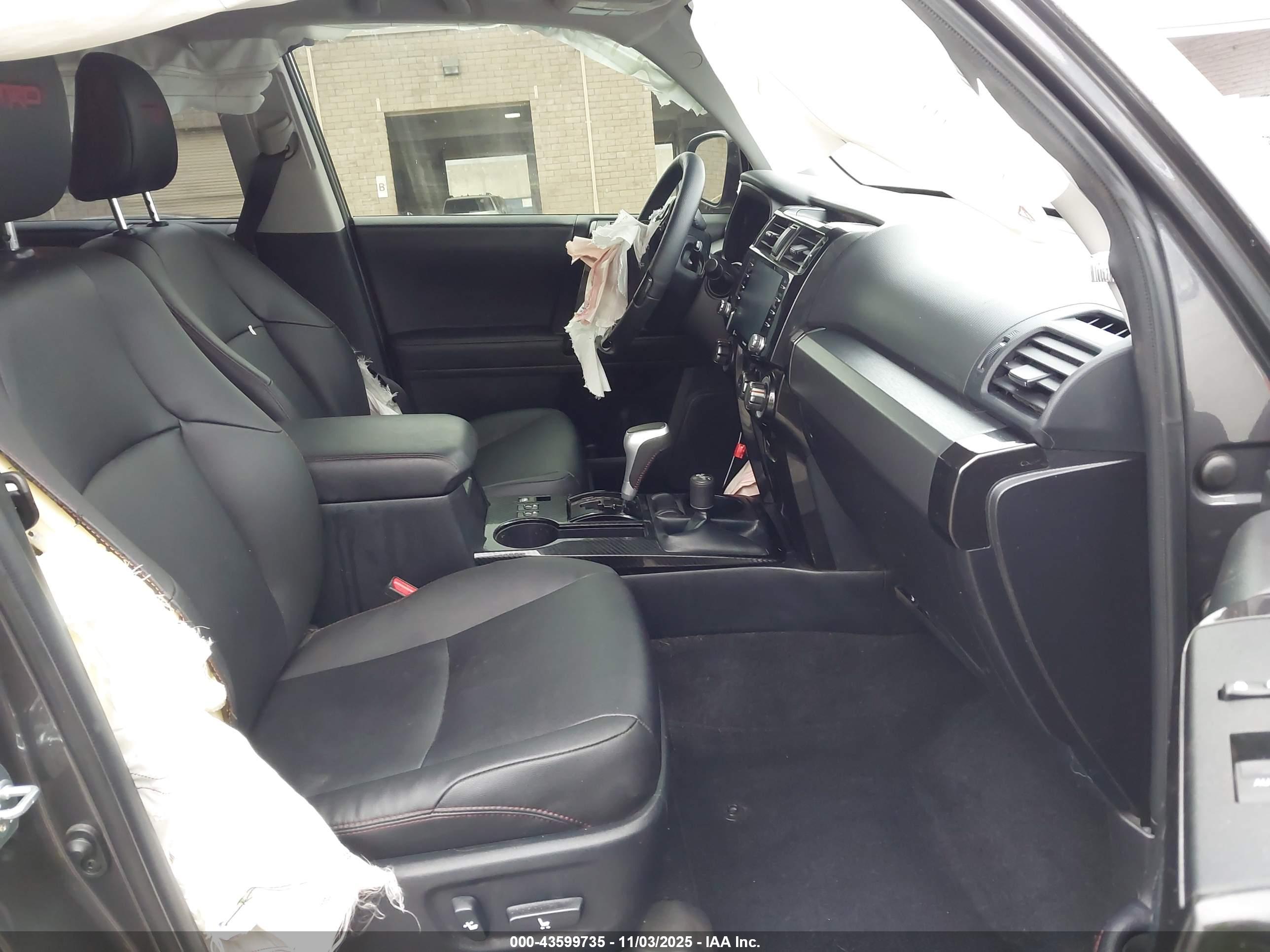 TOYOTA 4RUNNER image 5
