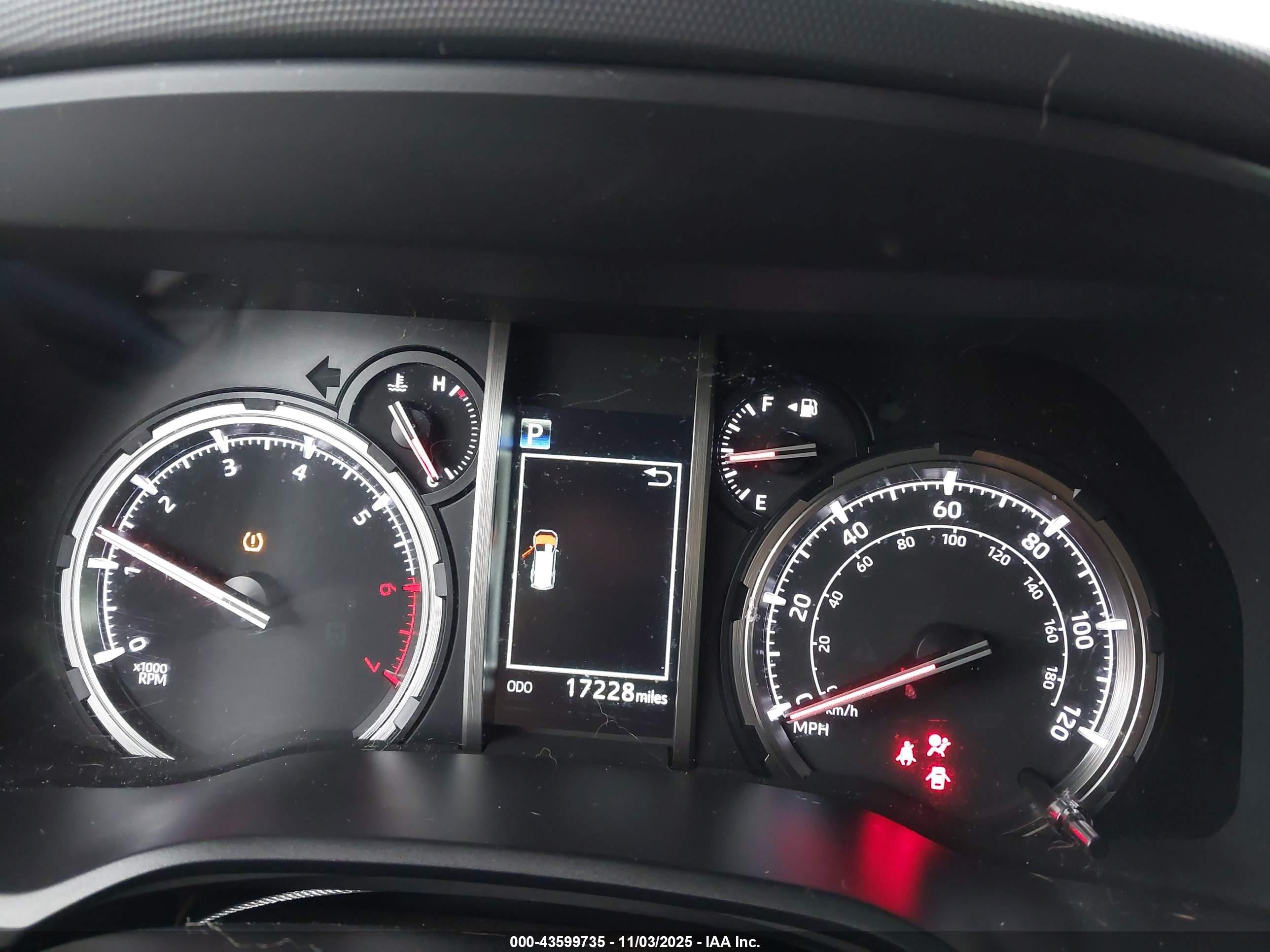 TOYOTA 4RUNNER image 7