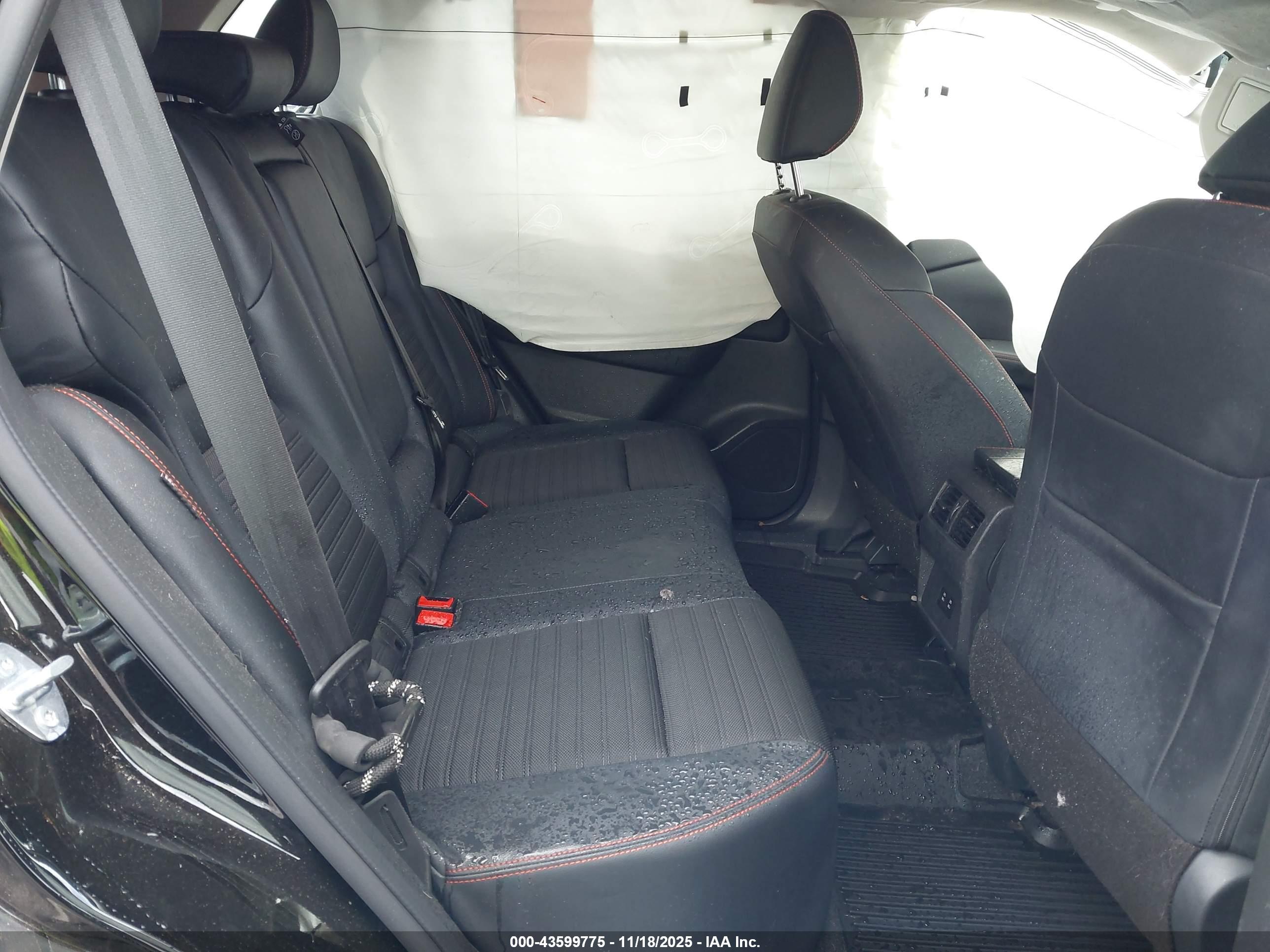 NISSAN ROGUE image 8