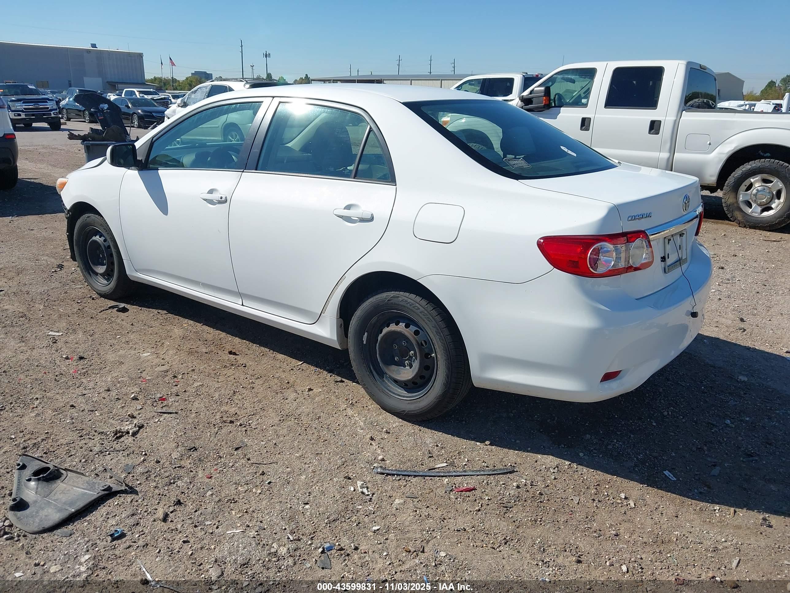 TOYOTA COROLLA image 3