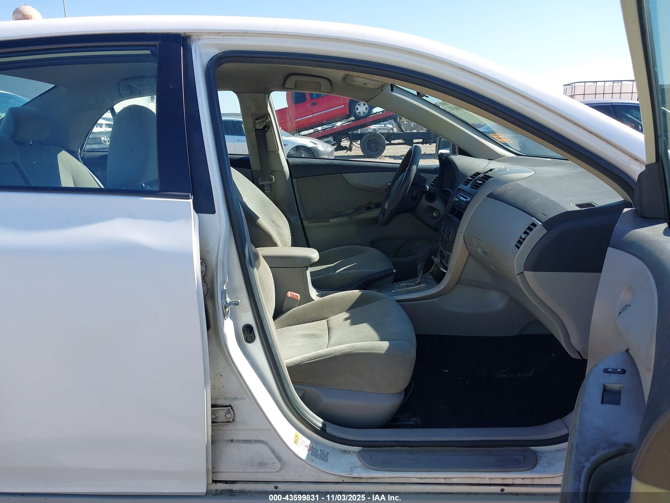TOYOTA COROLLA image 5