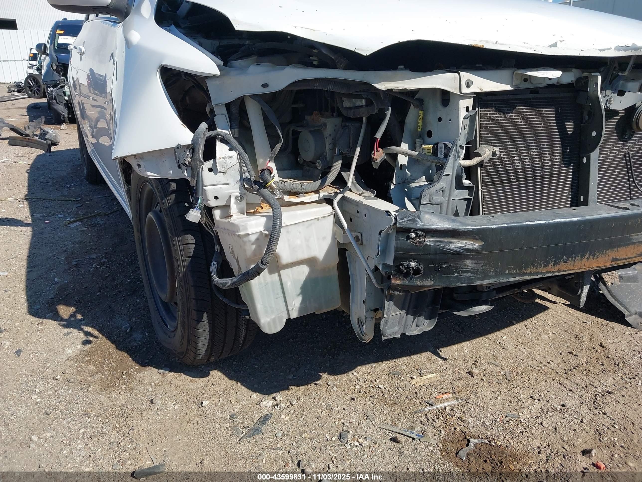 TOYOTA COROLLA image 6