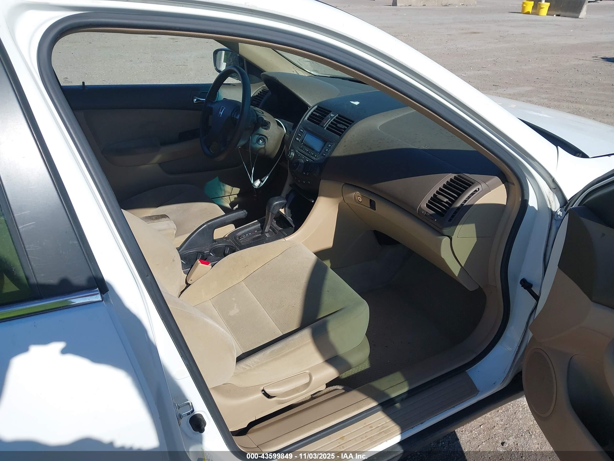 HONDA ACCORD image 5
