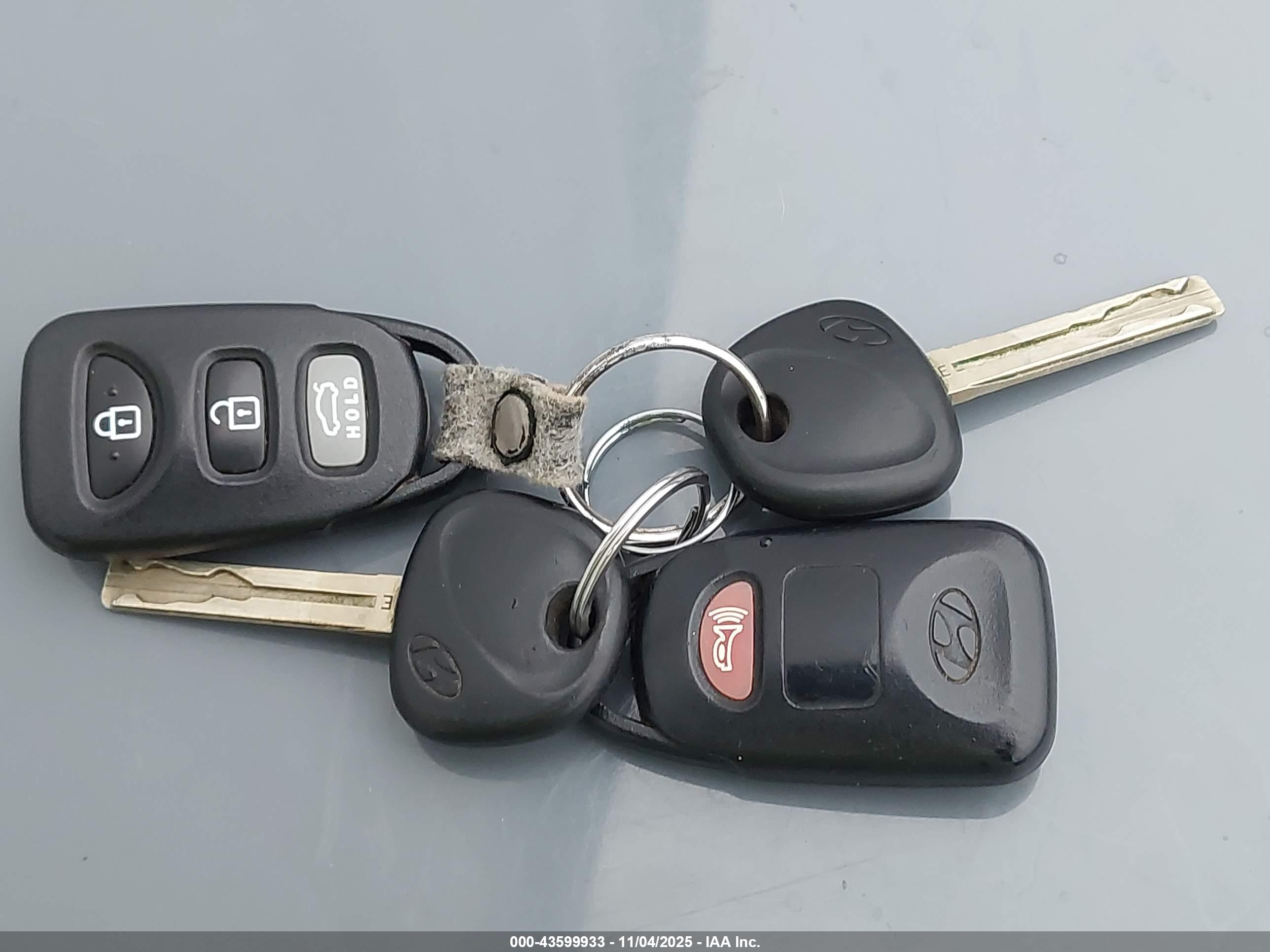 HYUNDAI SONATA image 11