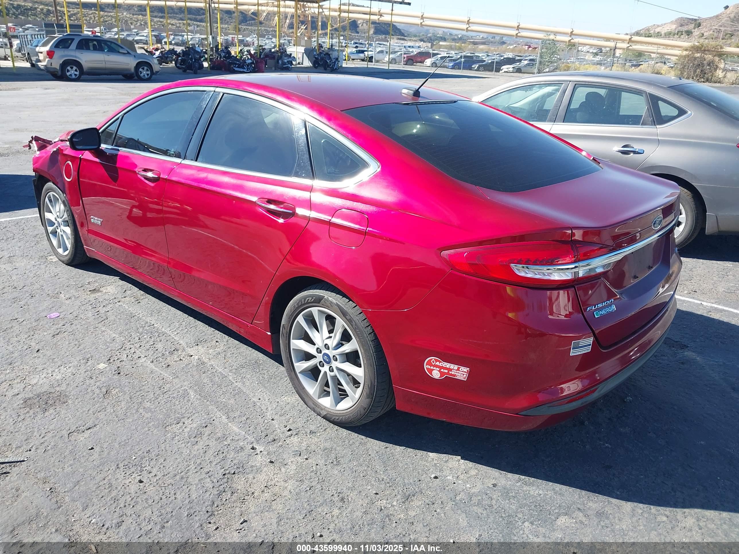 FORD FUSION image 3
