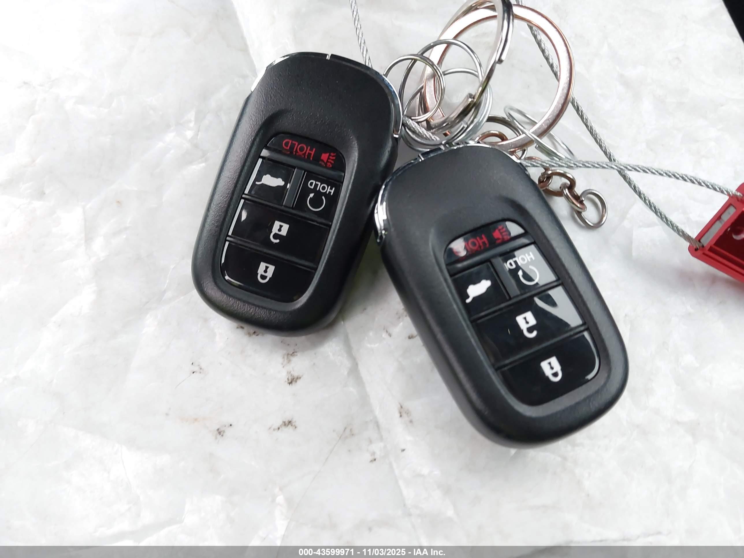 HONDA CR-V image 11