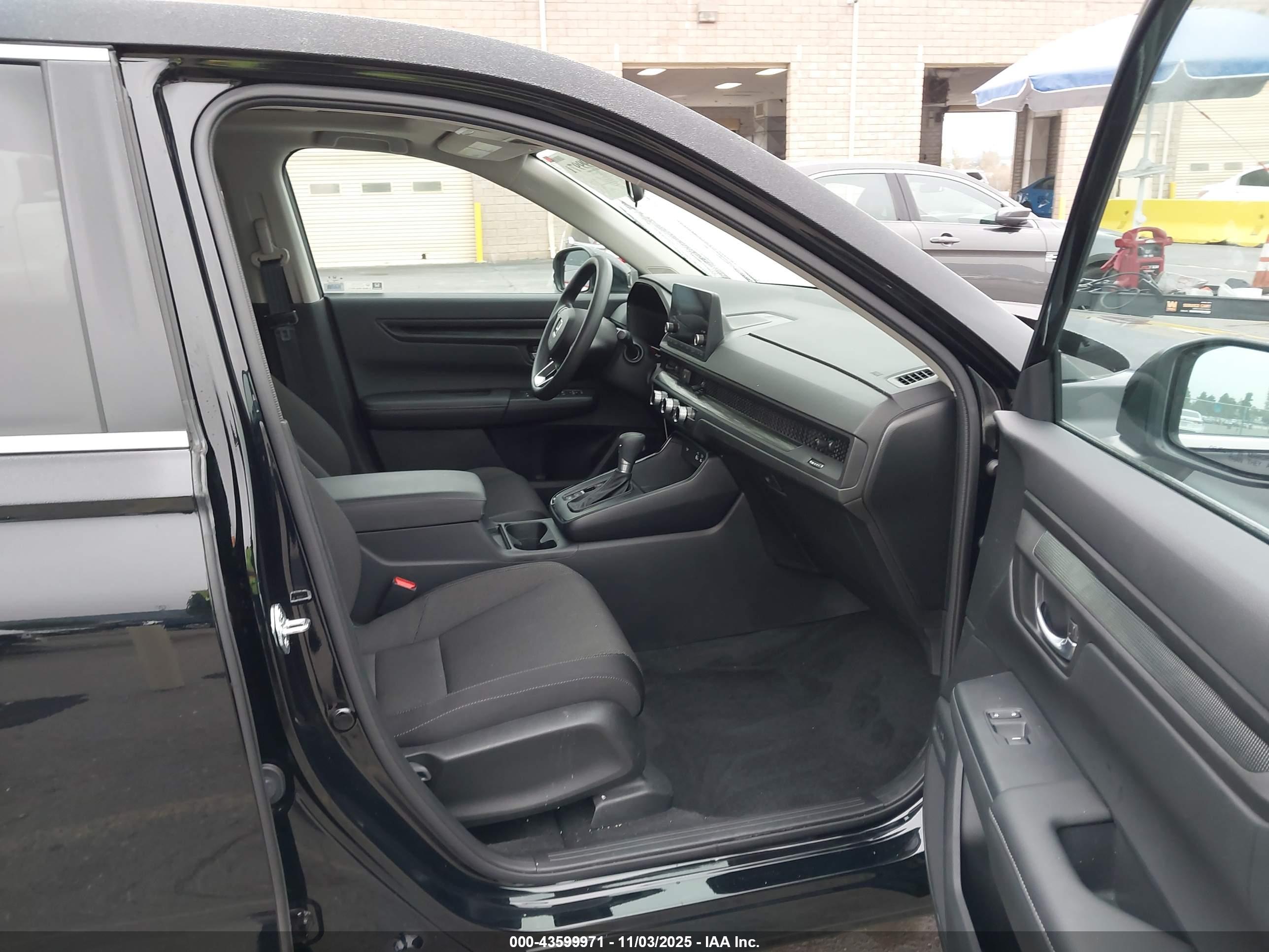 HONDA CR-V image 5