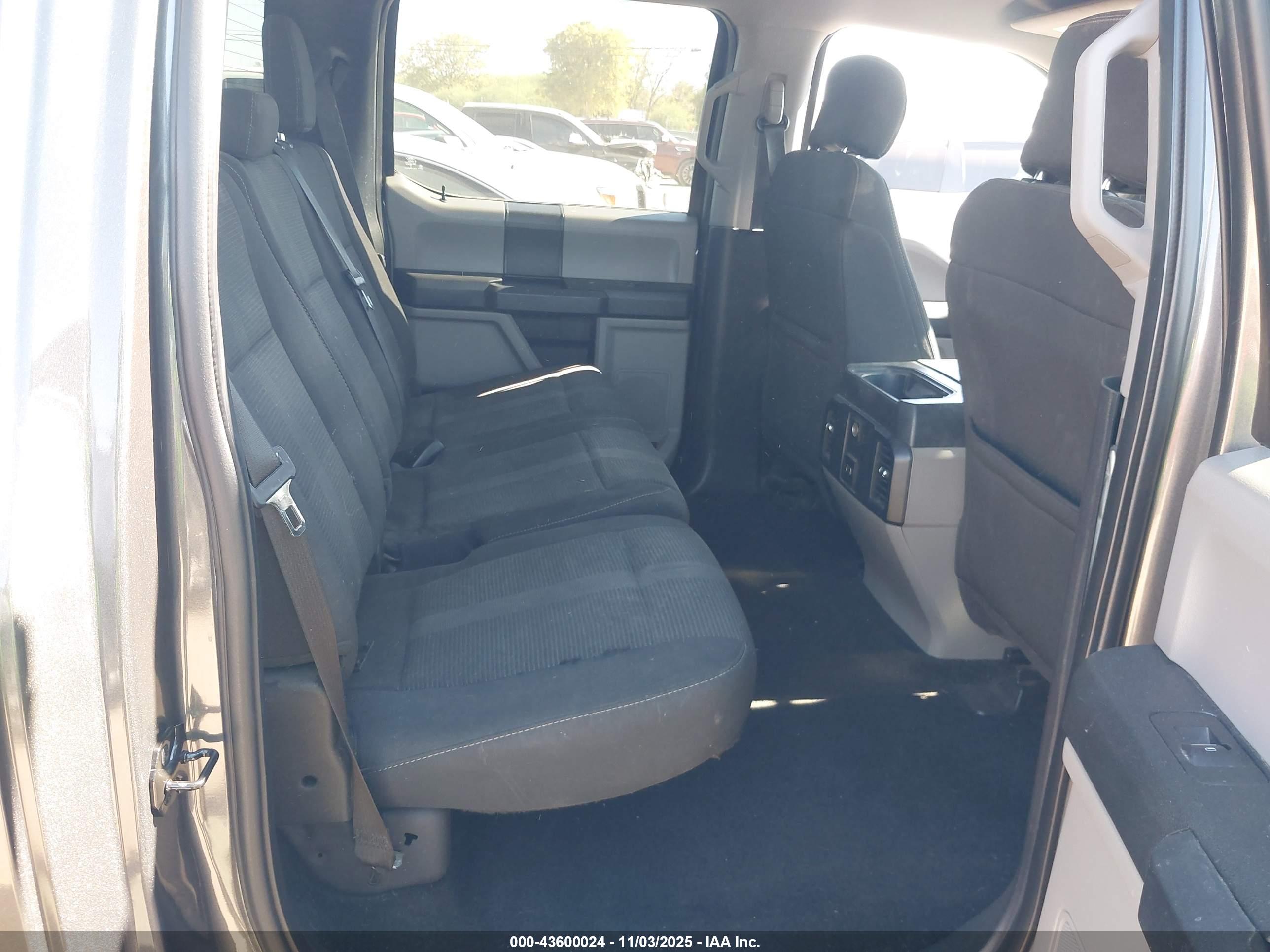 FORD F-150 image 8
