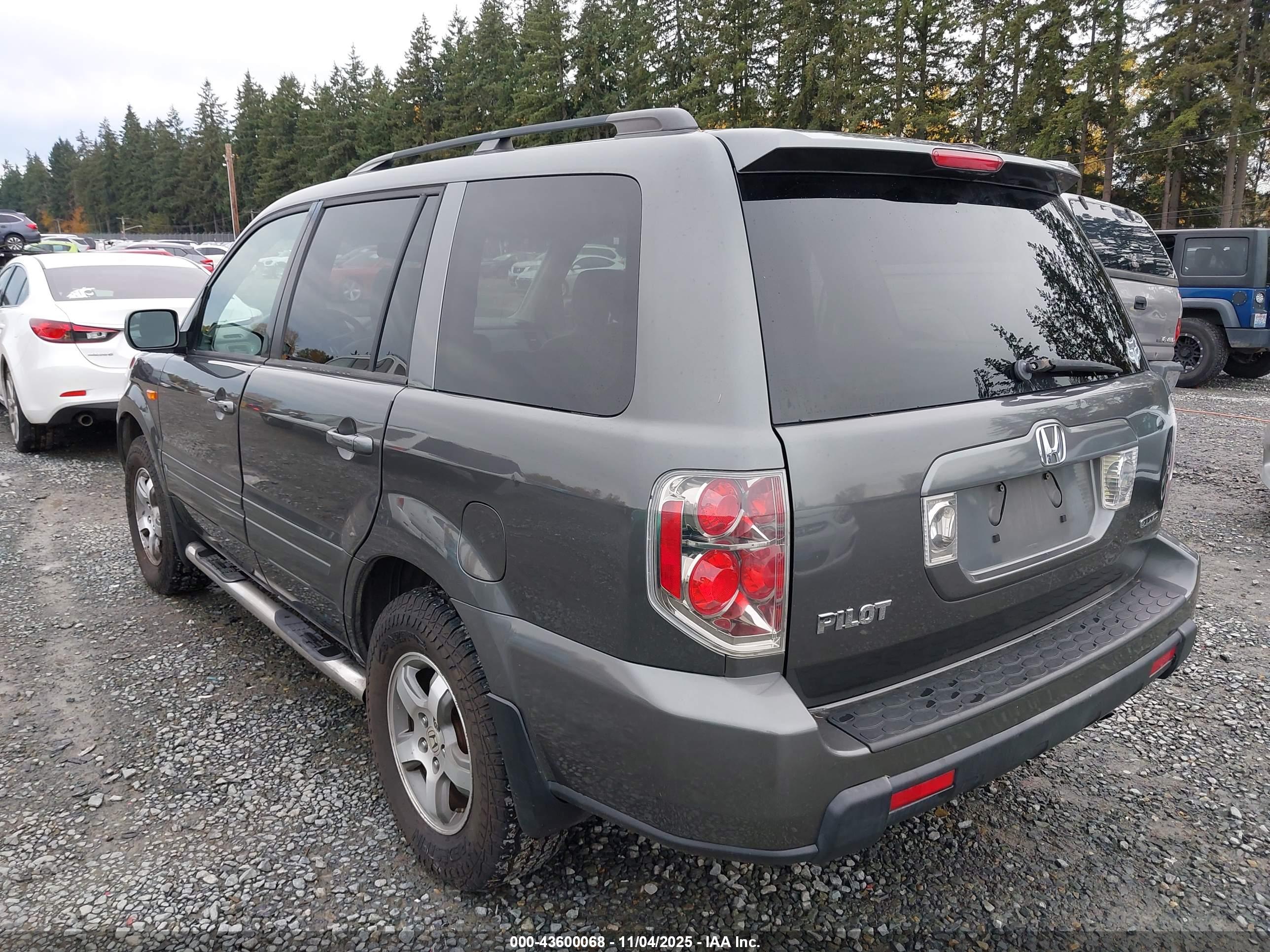HONDA PILOT image 3