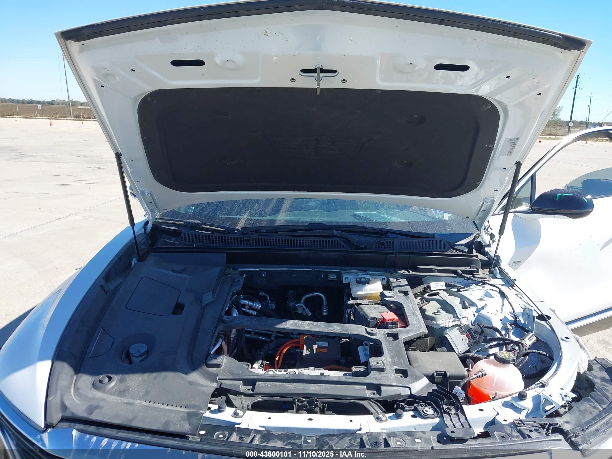 CADILLAC LYRIQ image 10