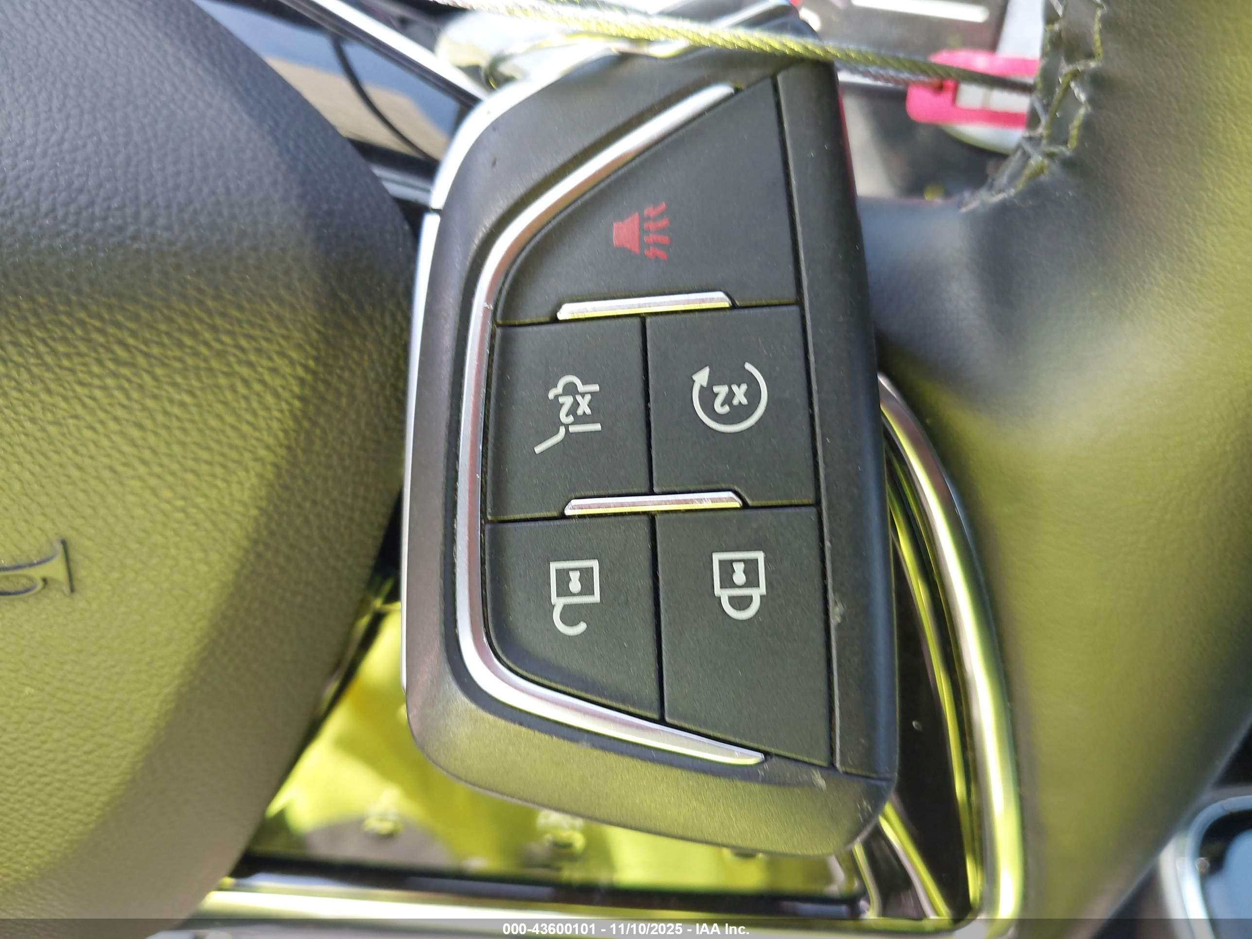CADILLAC LYRIQ image 11