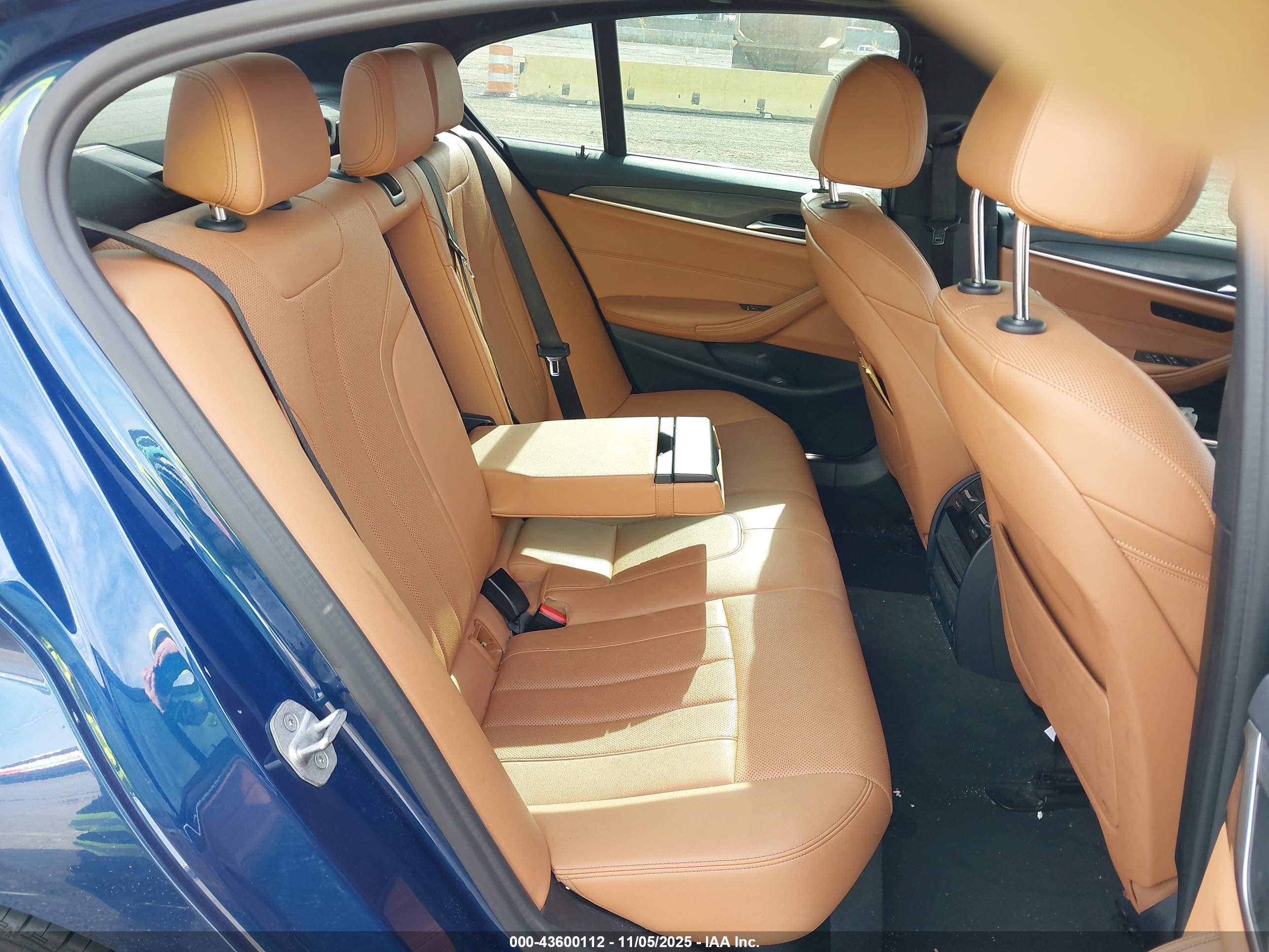 BMW 530I image 8
