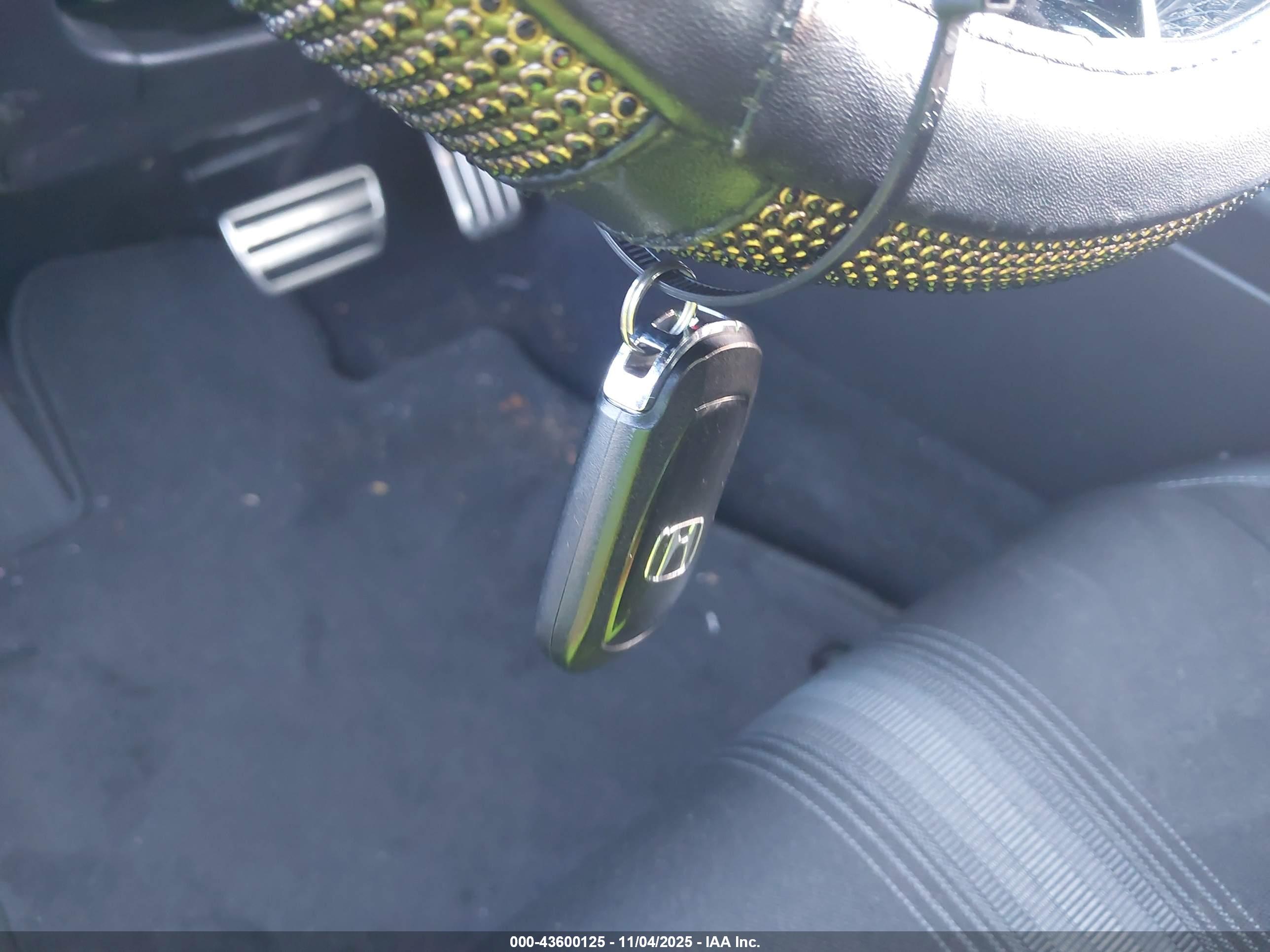 HONDA CIVIC image 11