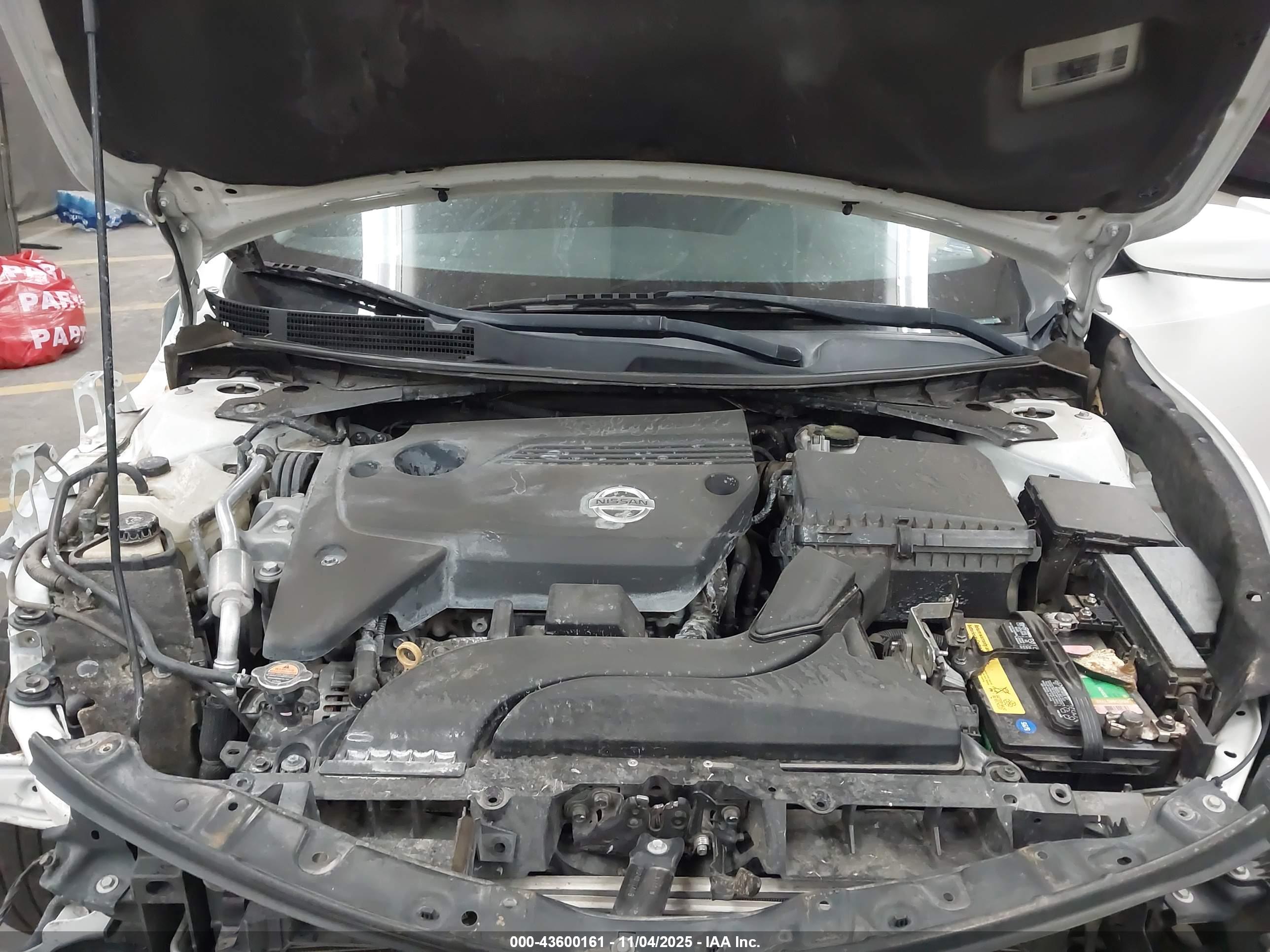 NISSAN ALTIMA image 10