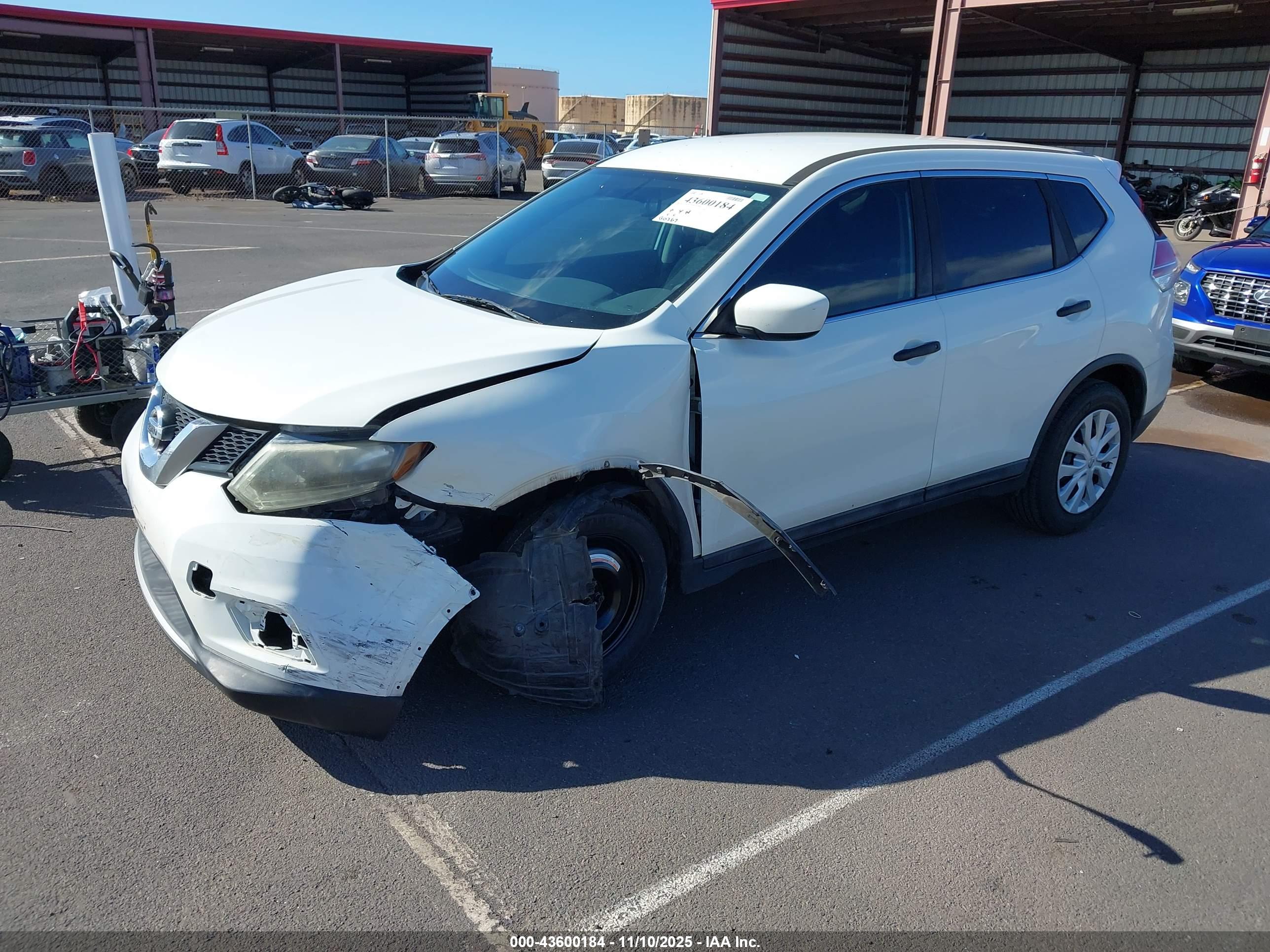 NISSAN ROGUE image 2