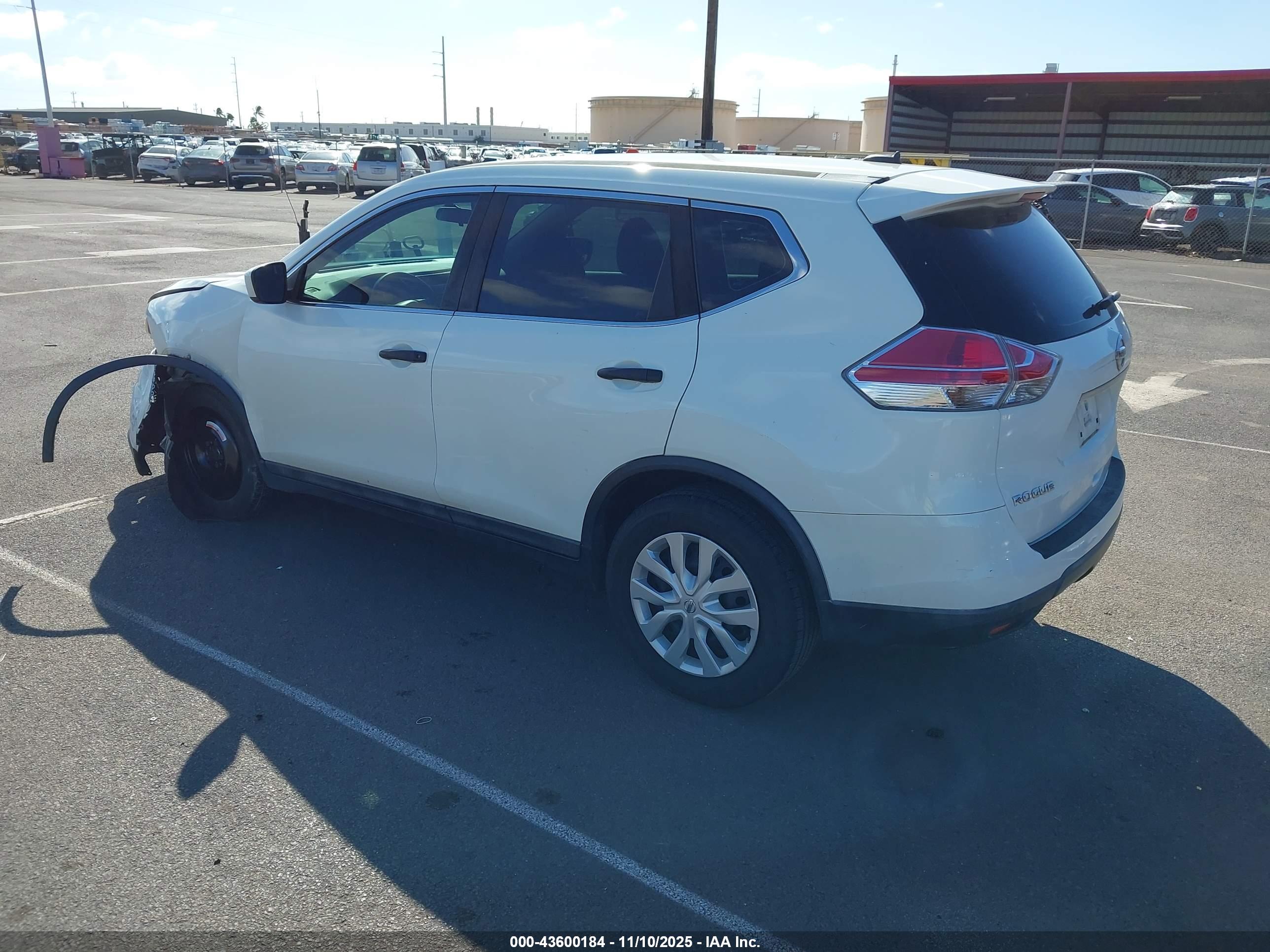 NISSAN ROGUE image 3