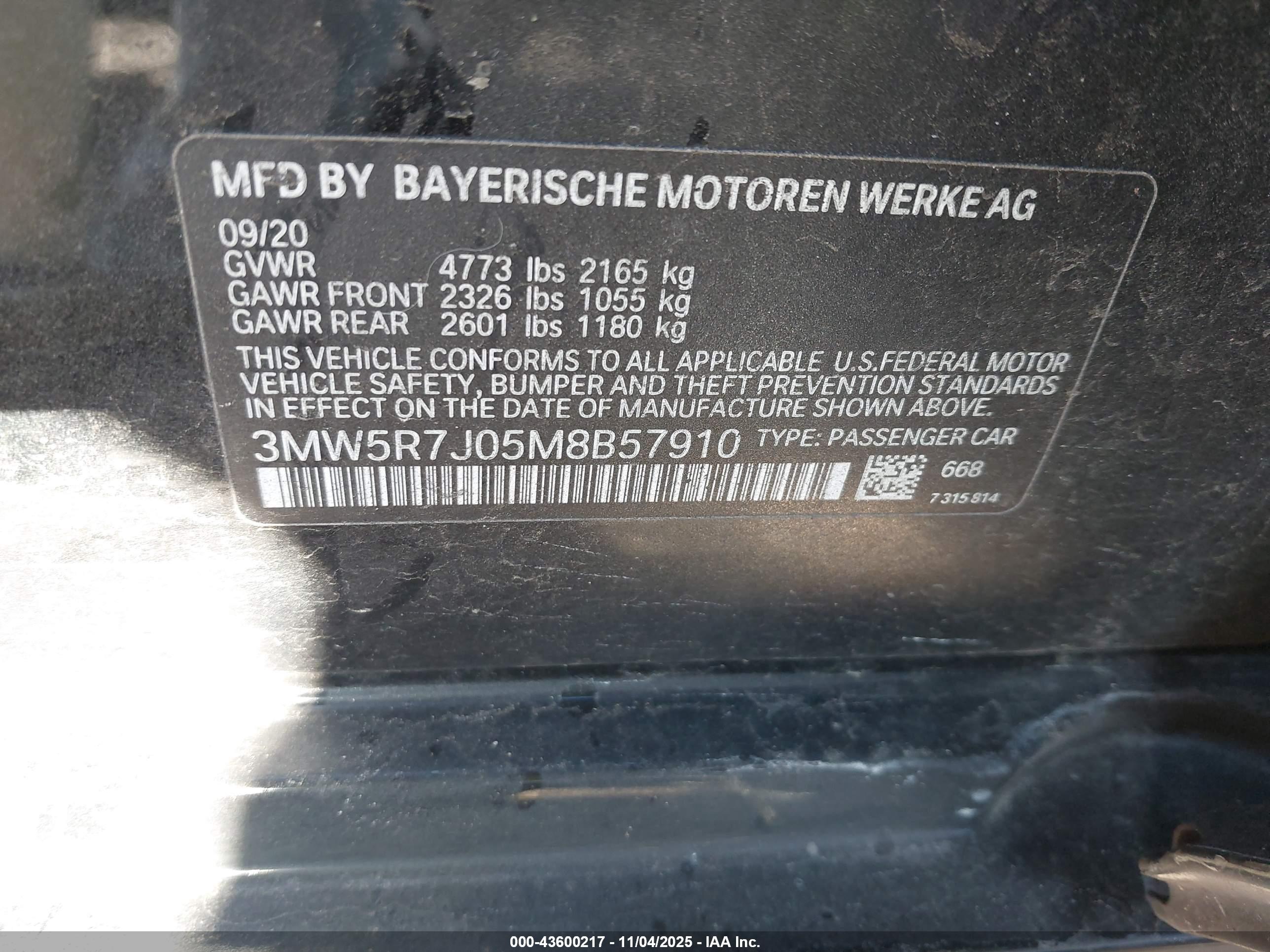 BMW 330I image 9
