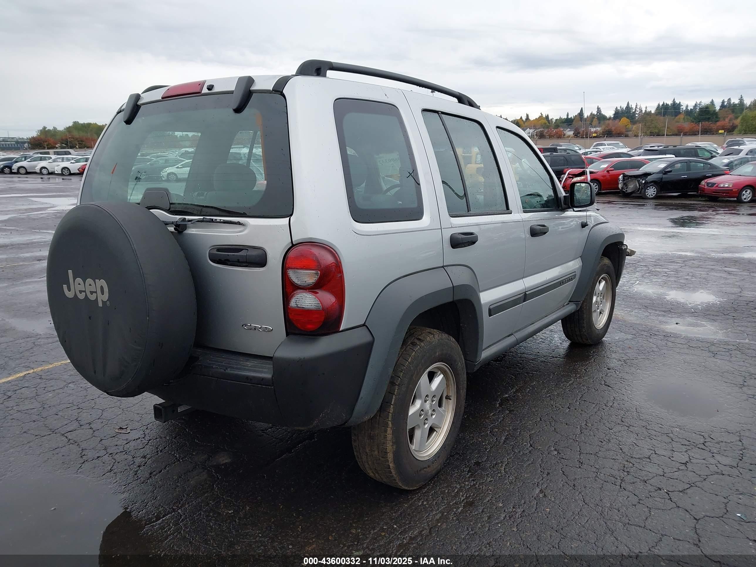 JEEP LIBERTY image 4
