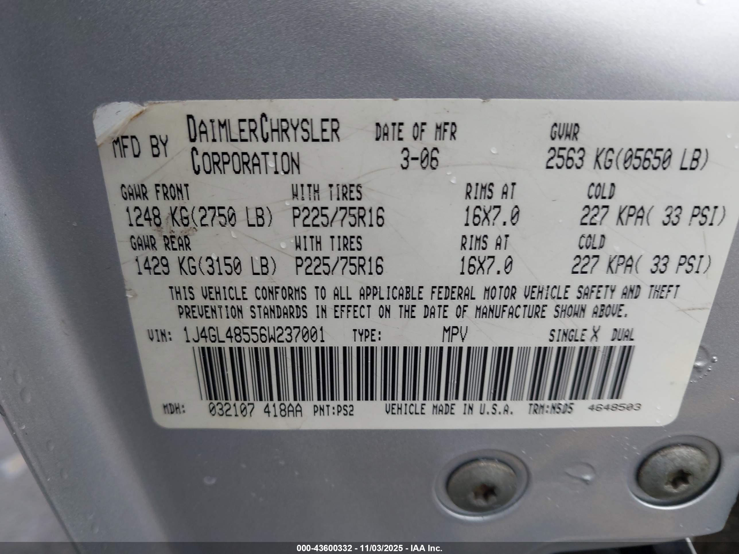 JEEP LIBERTY image 9