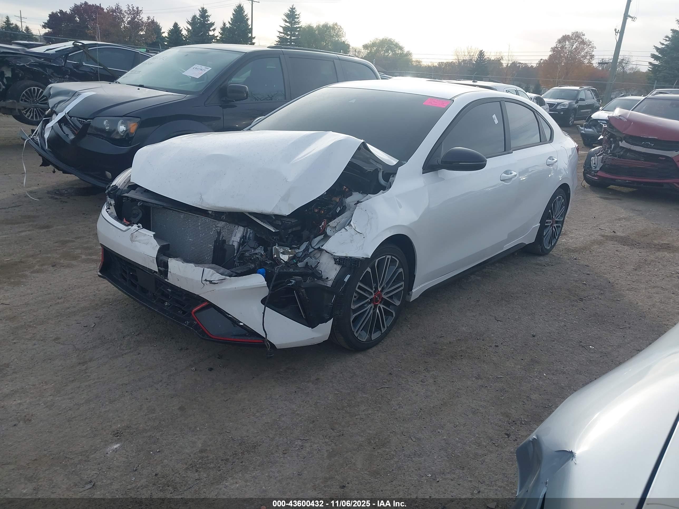 KIA FORTE image 2