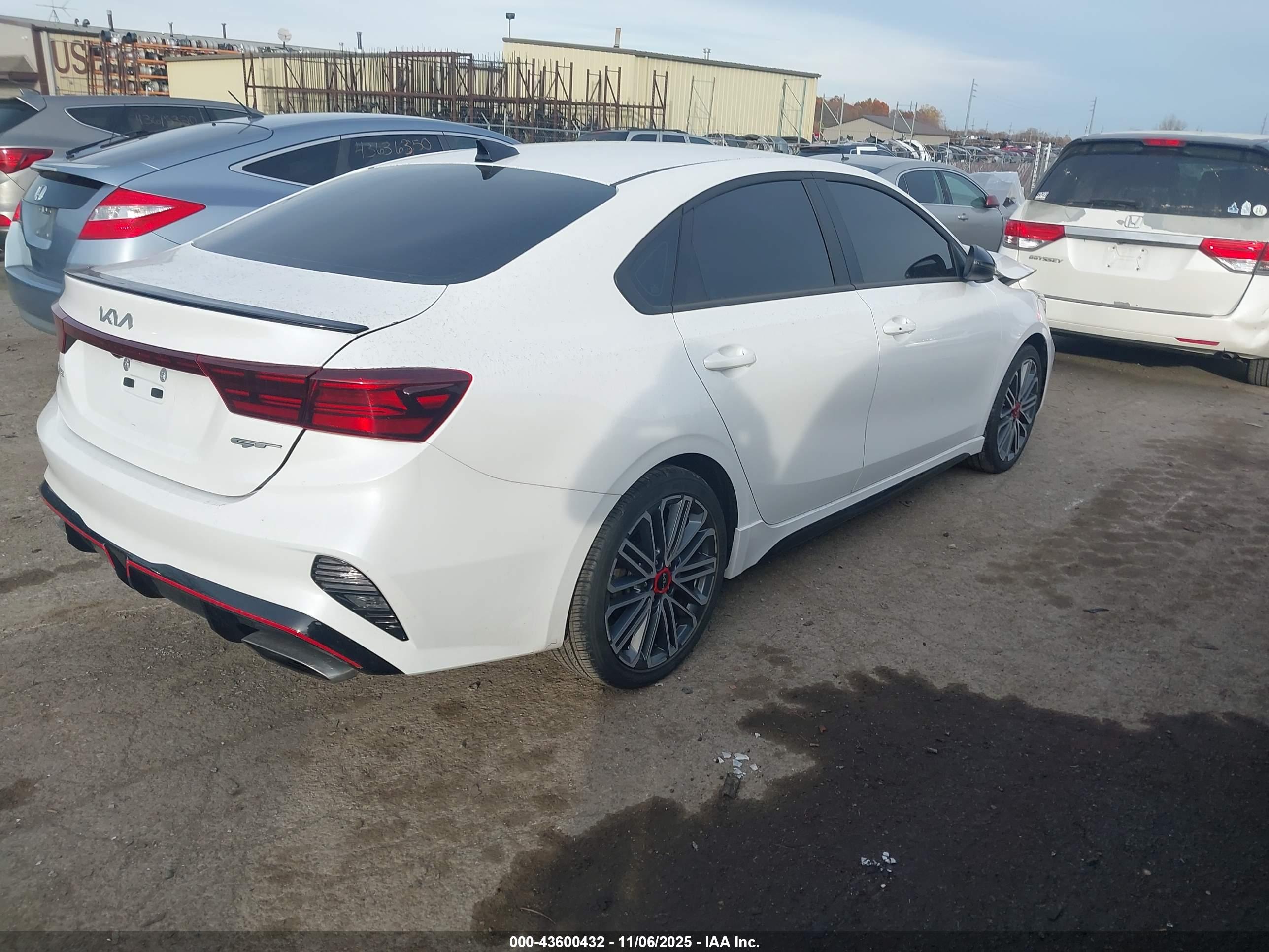 KIA FORTE image 4