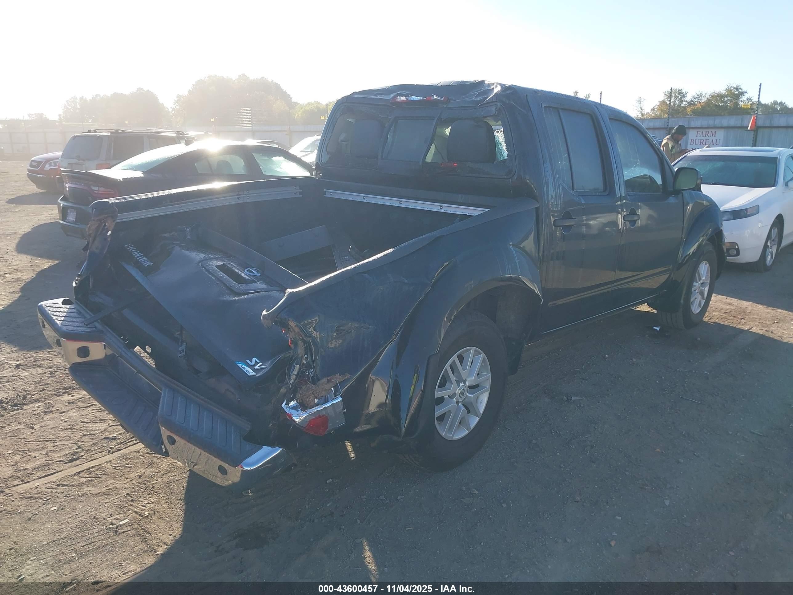 NISSAN FRONTIER image 4