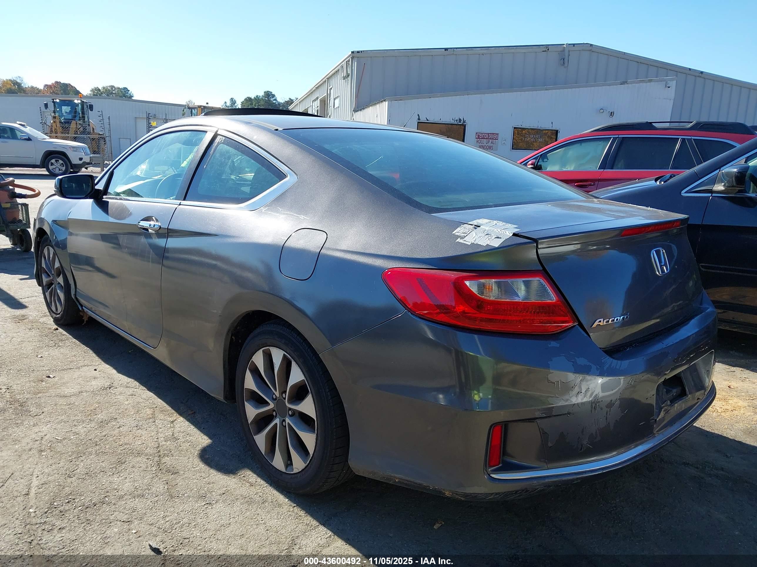HONDA ACCORD image 3