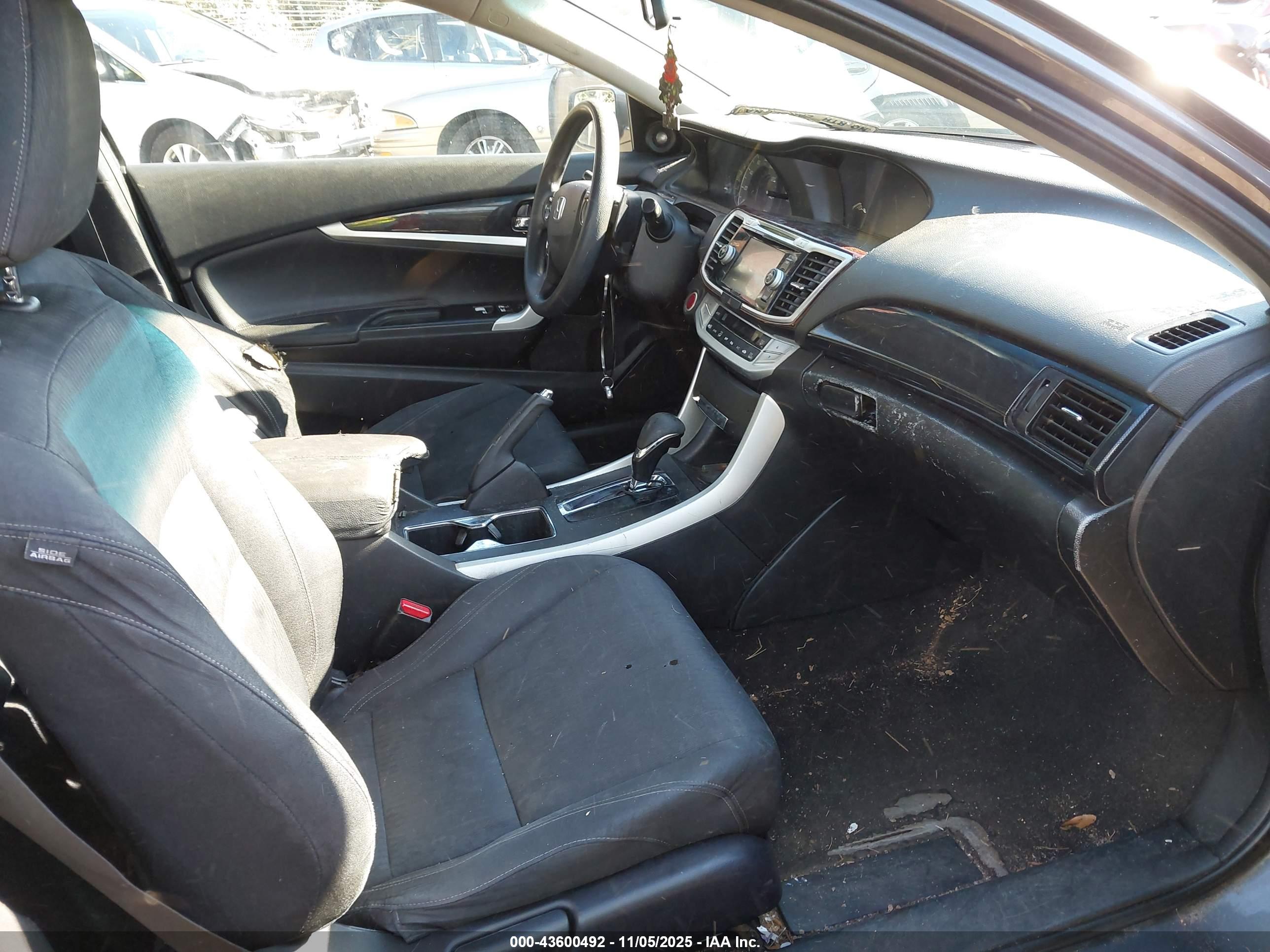HONDA ACCORD image 5