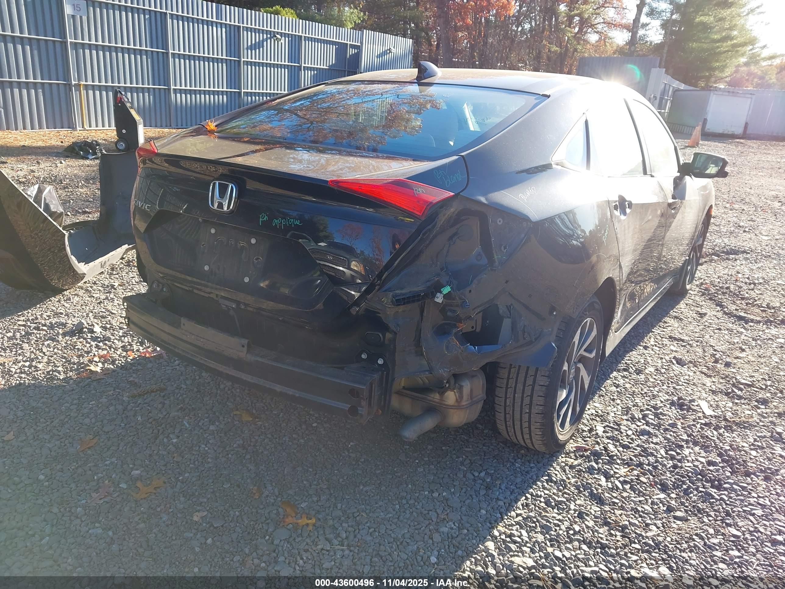 HONDA CIVIC image 4