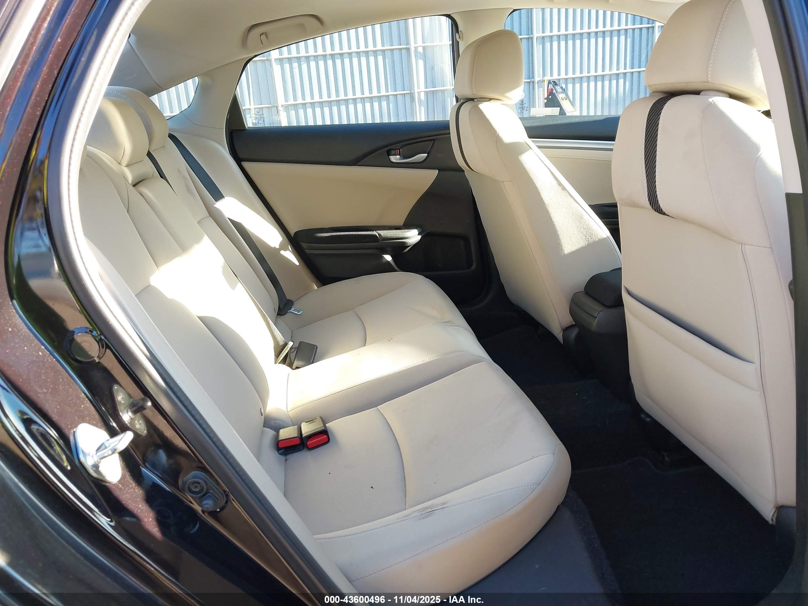 HONDA CIVIC image 8