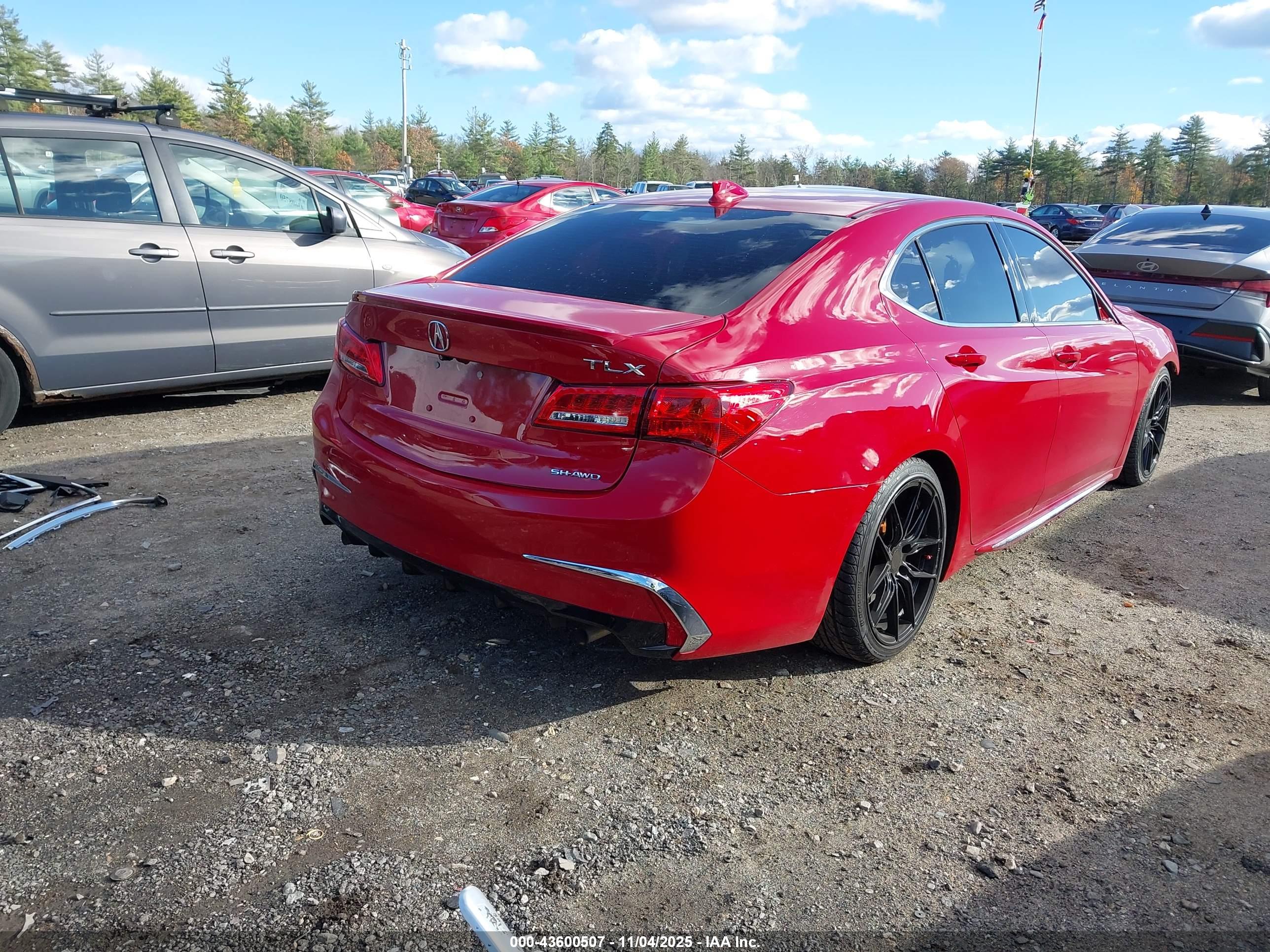 ACURA TLX image 4