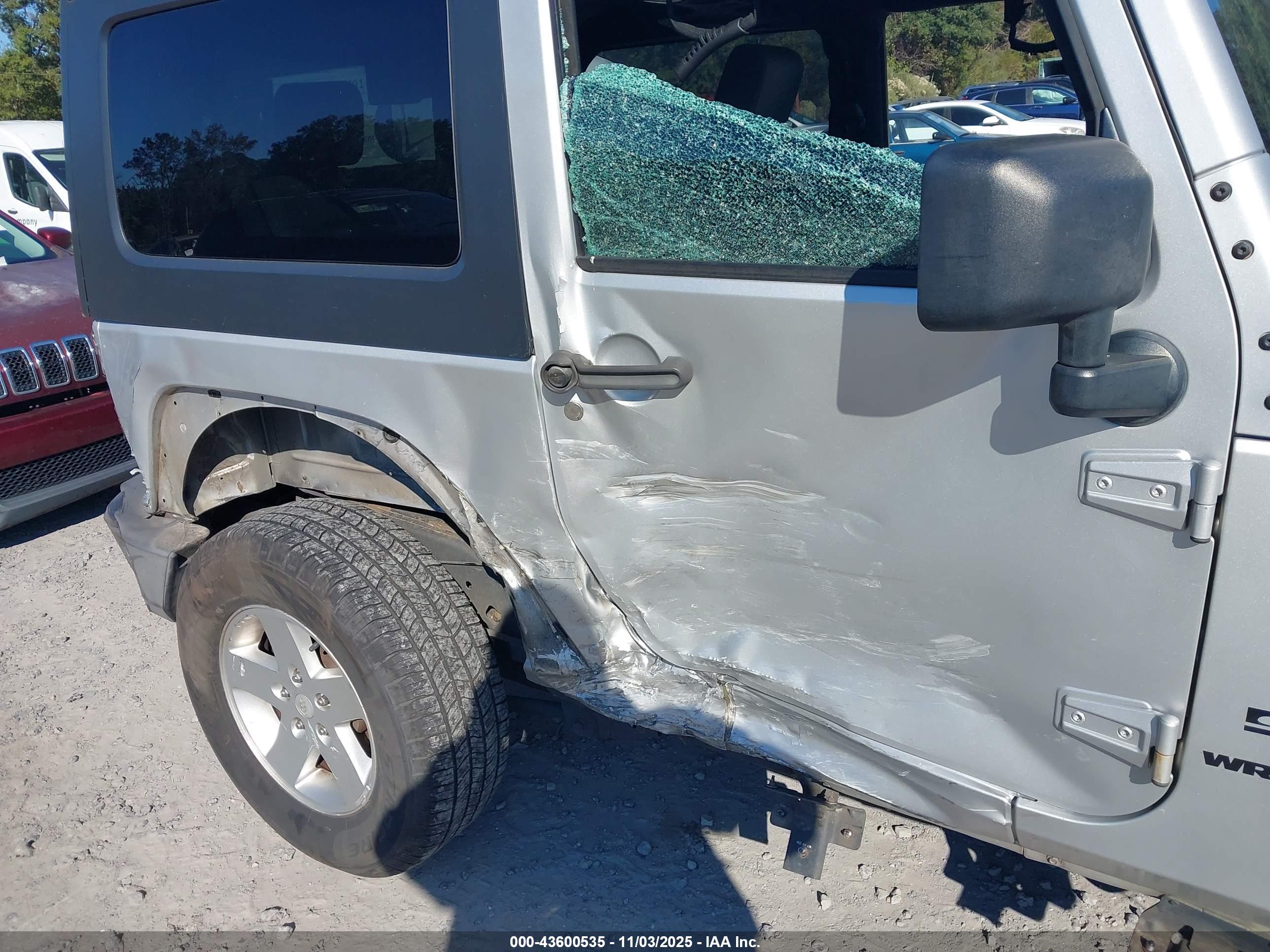 JEEP WRANGLER image 6