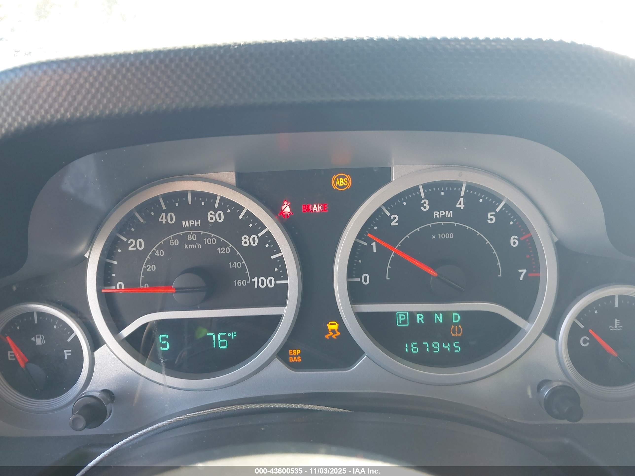 JEEP WRANGLER image 7