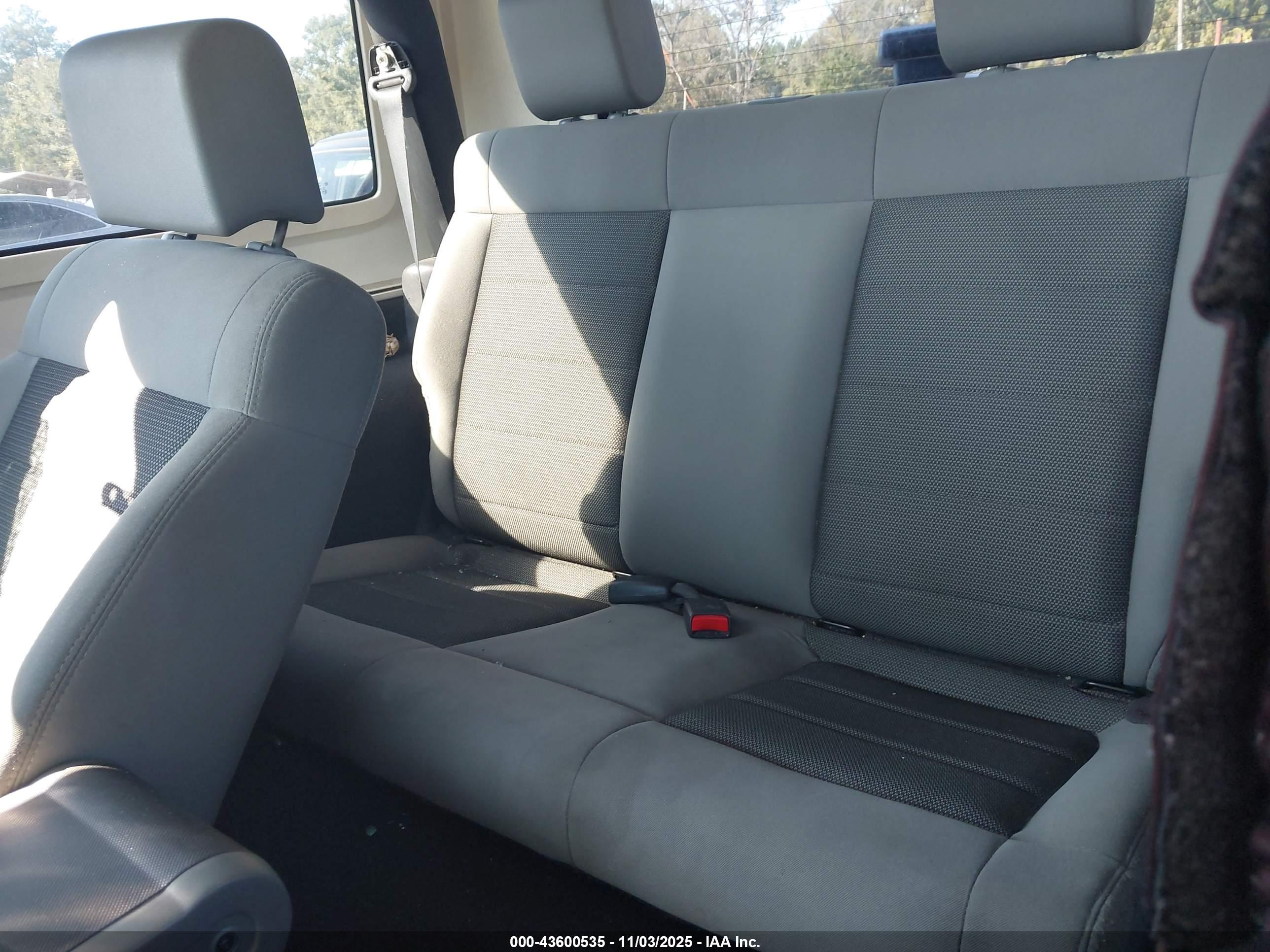JEEP WRANGLER image 8