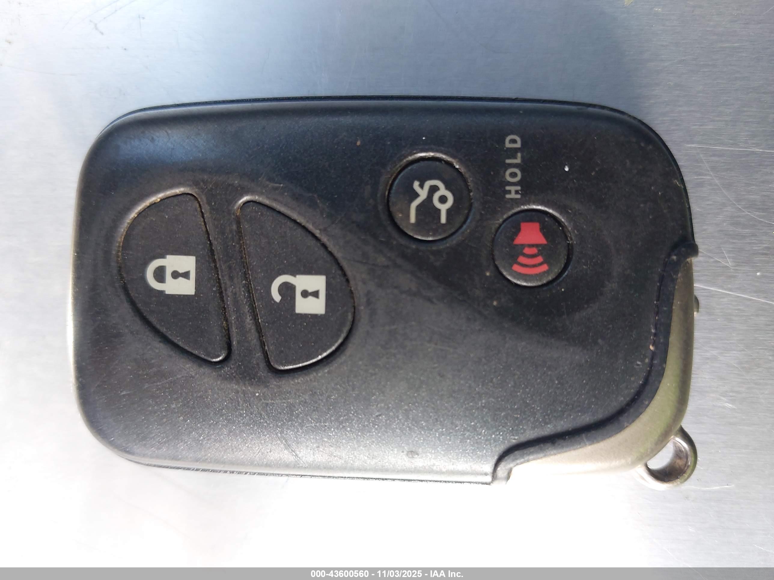 LEXUS ES image 11