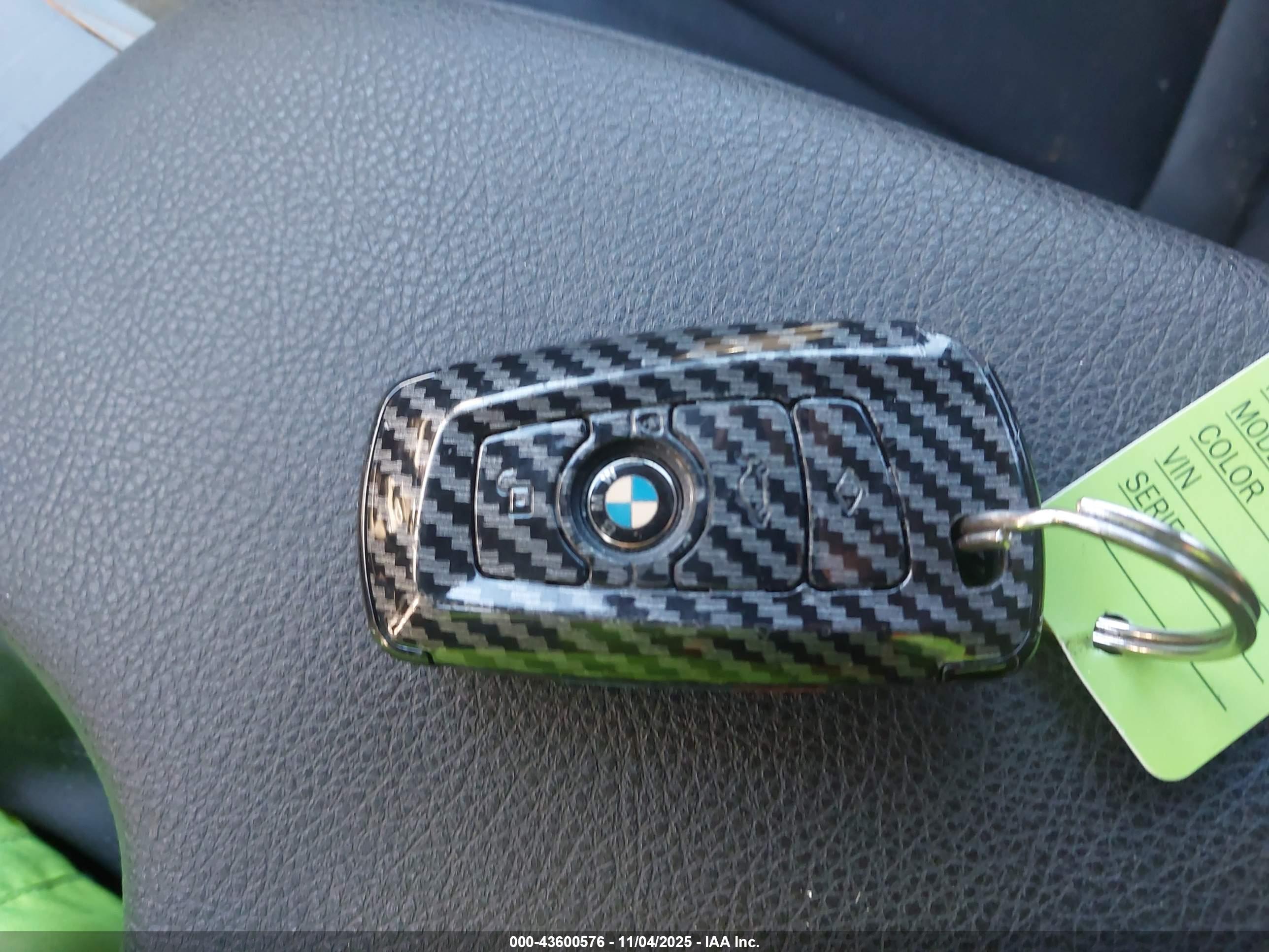 BMW 330I image 11