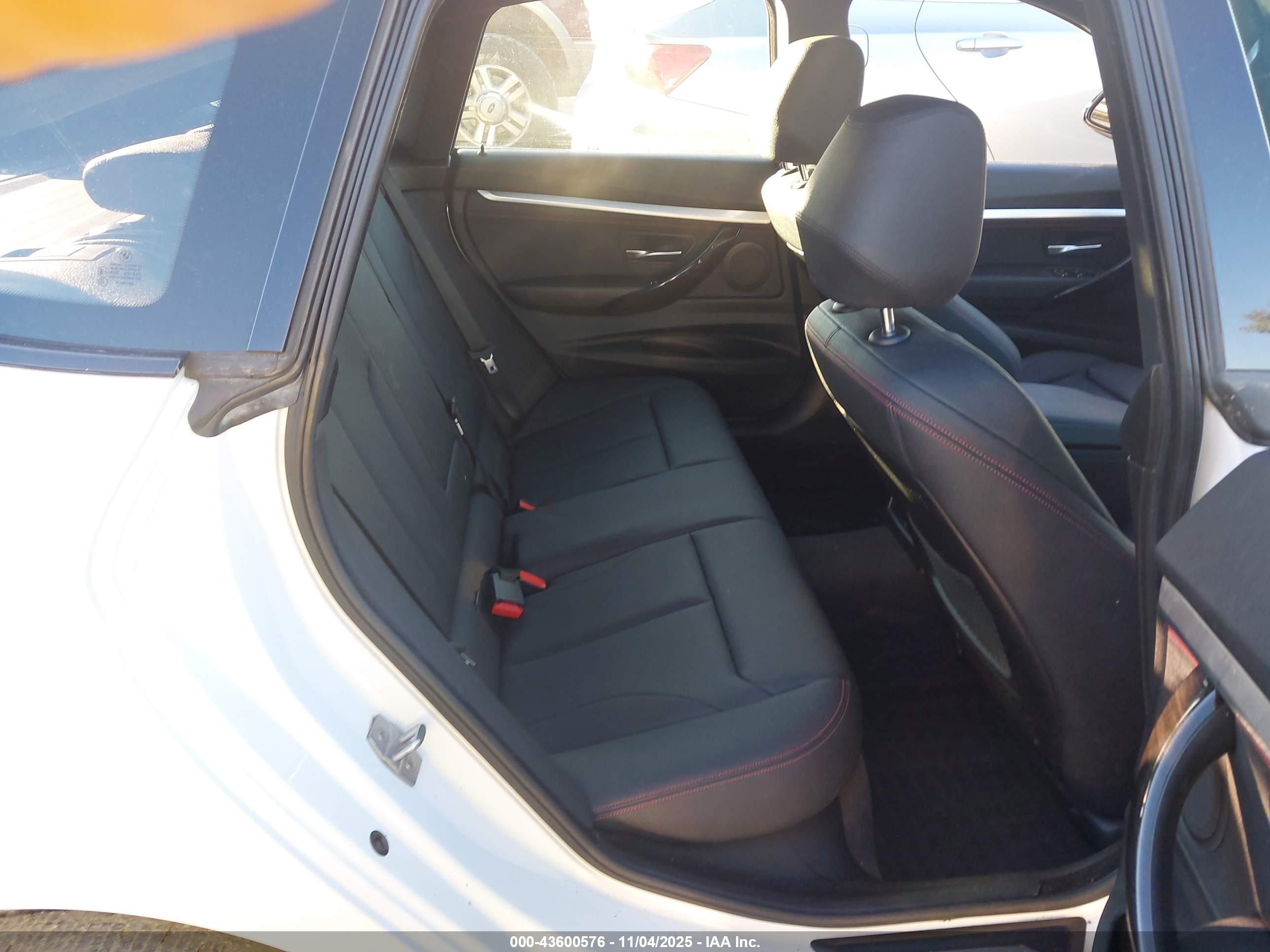 BMW 330I image 8