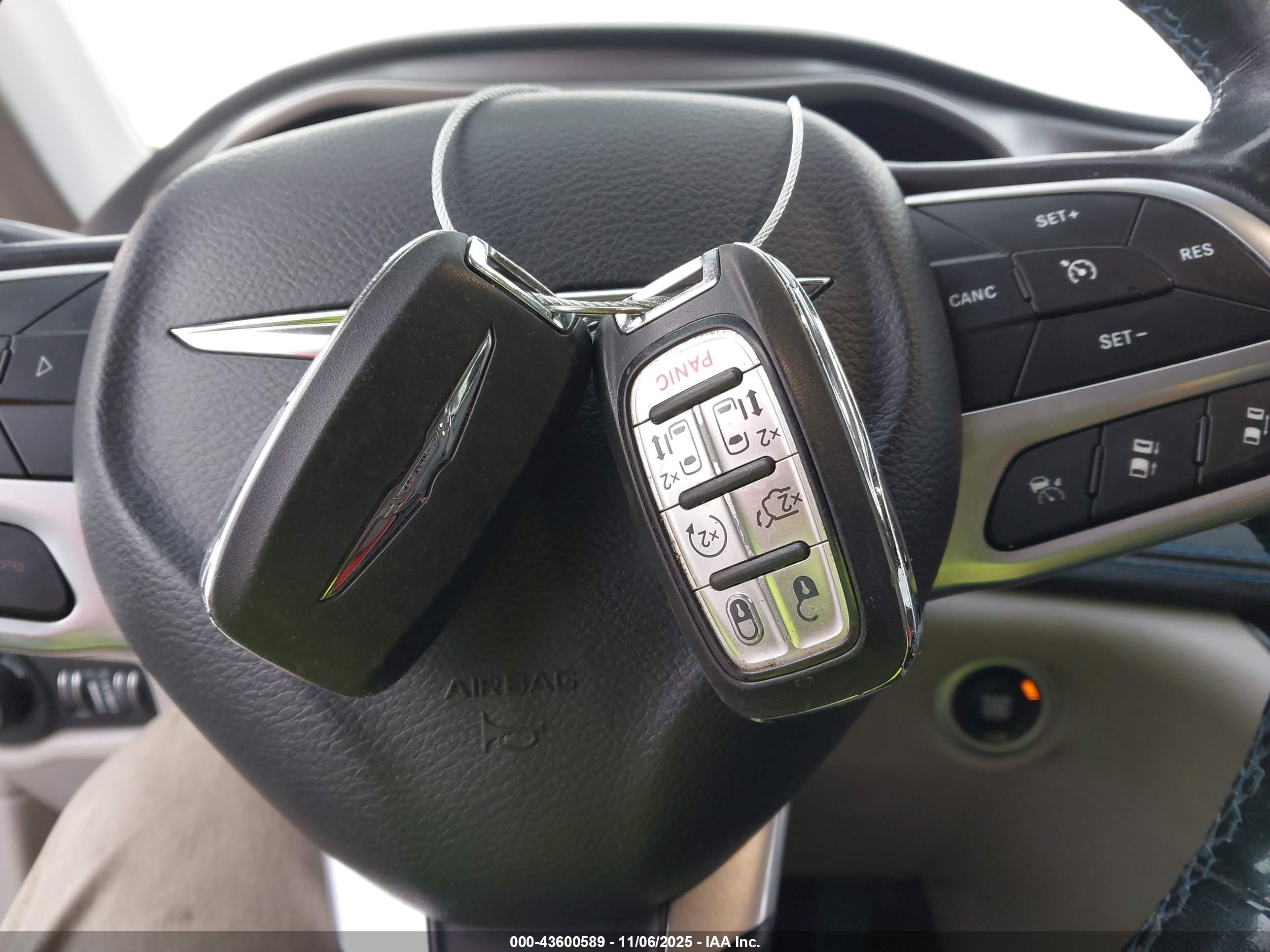 CHRYSLER PACIFICA image 11