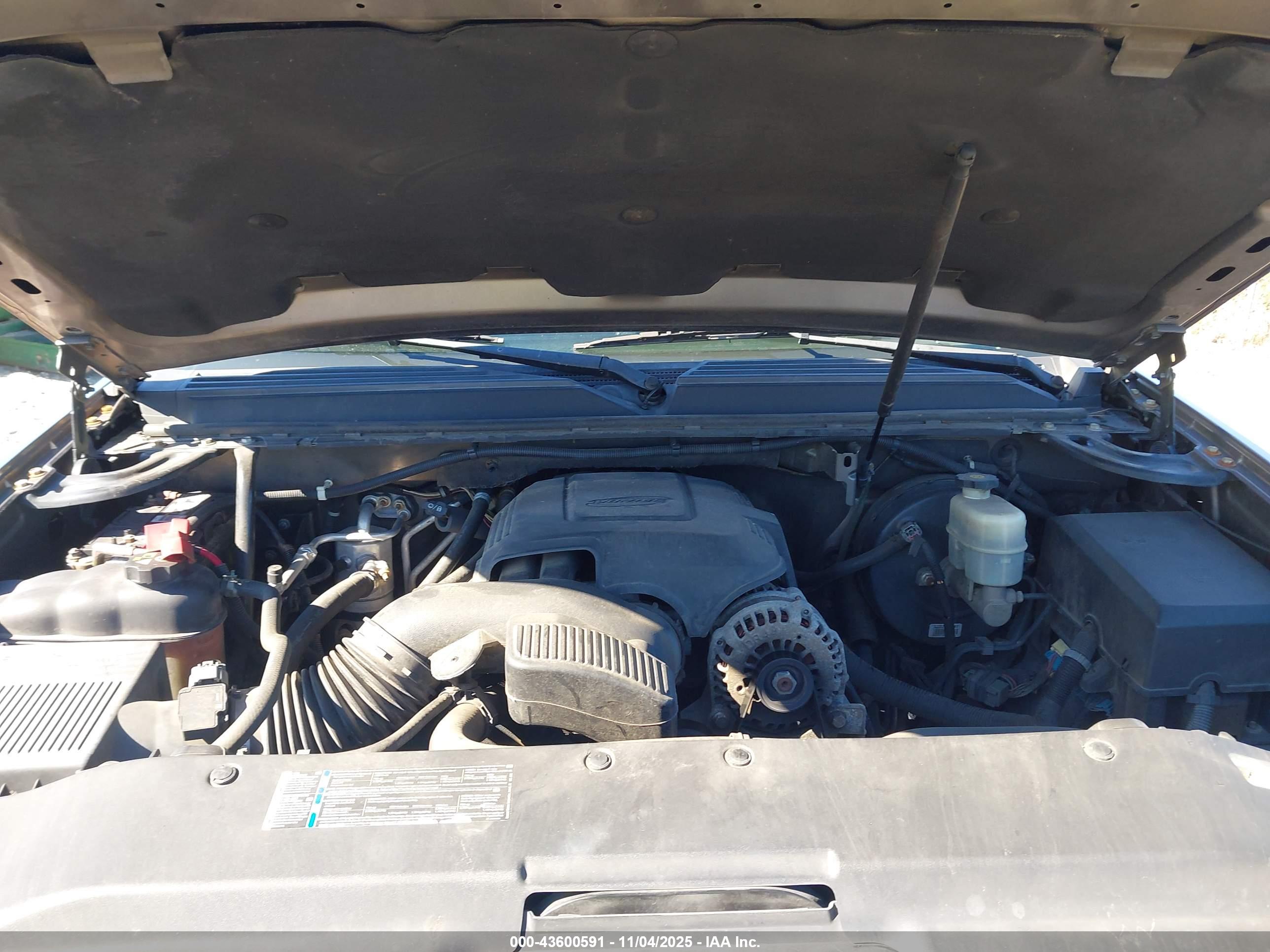 CADILLAC ESCALADE image 10