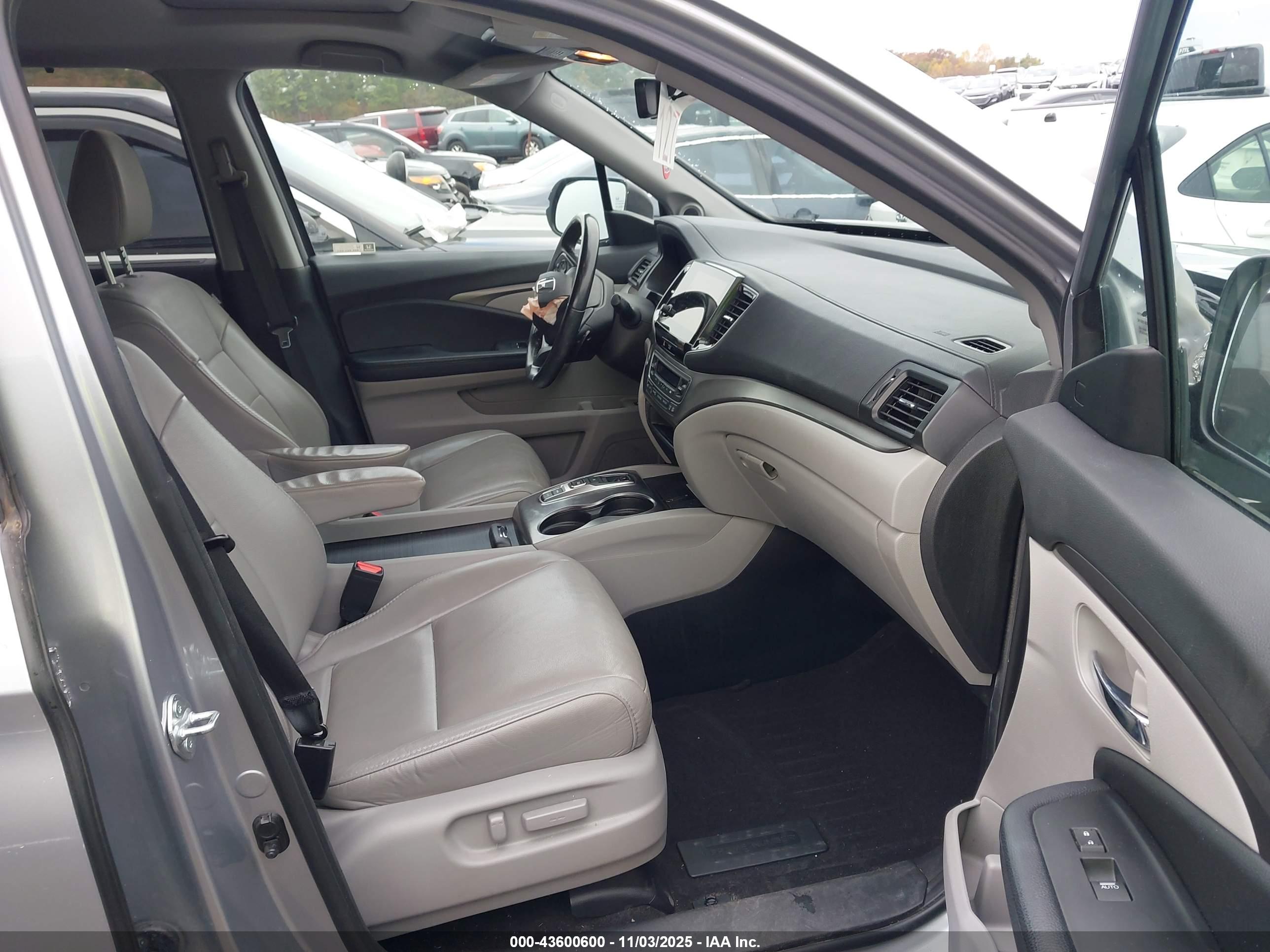HONDA PILOT image 5