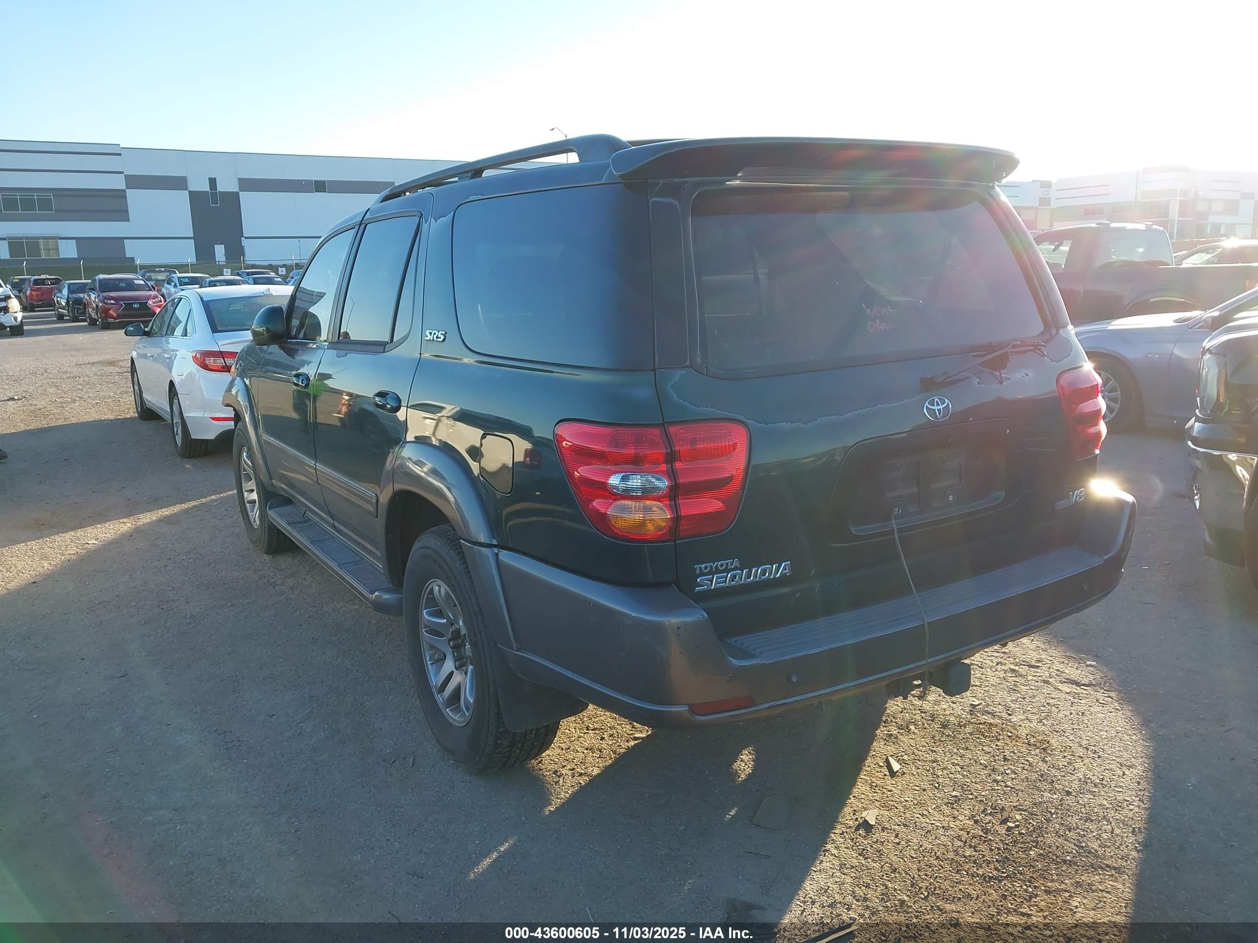 TOYOTA SEQUOIA image 3