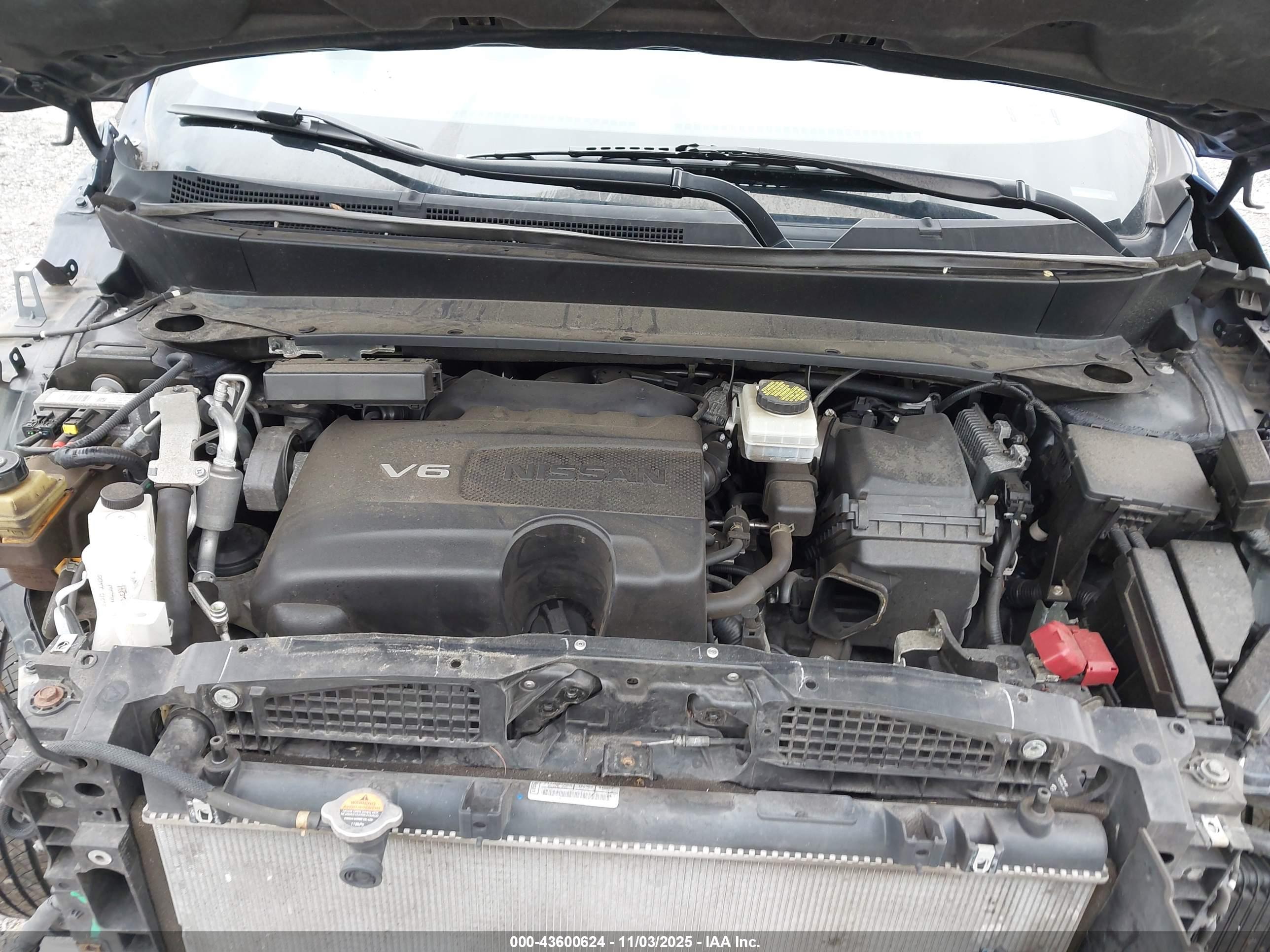 NISSAN PATHFINDER image 10